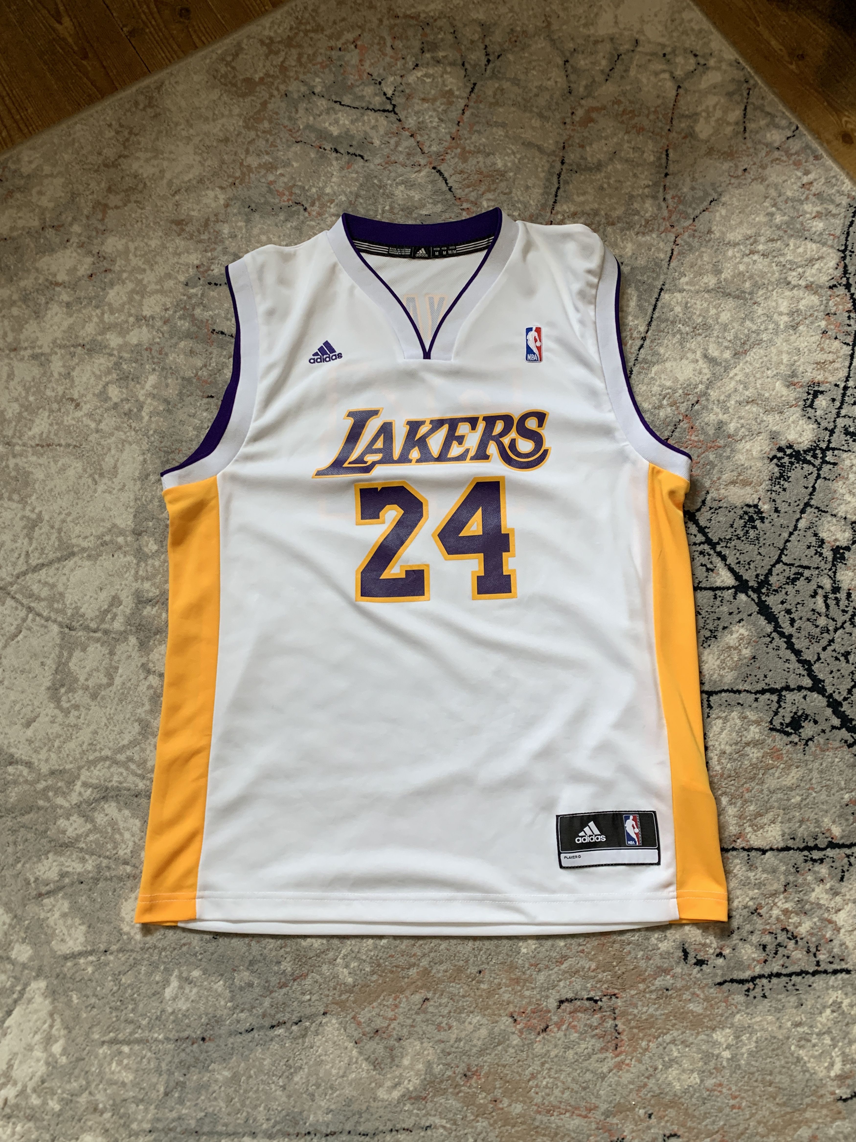 Adidas Adidas 2012 Los Angeles Lakers Kobe Bryant 24 Jersey Size US M / EU 48-50 / 2 - 2 Thumbnail