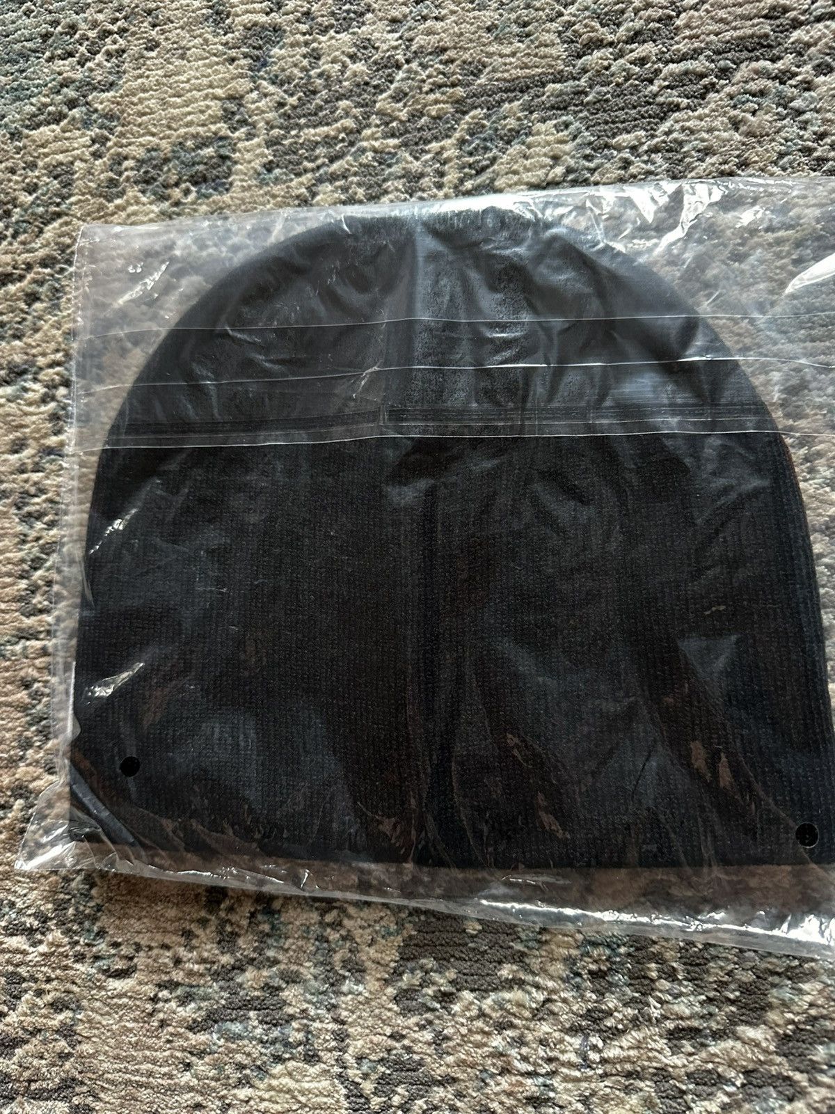 Revenge Revenge Blur Beanie Red/Black - OS Size ONE SIZE - 4 Thumbnail