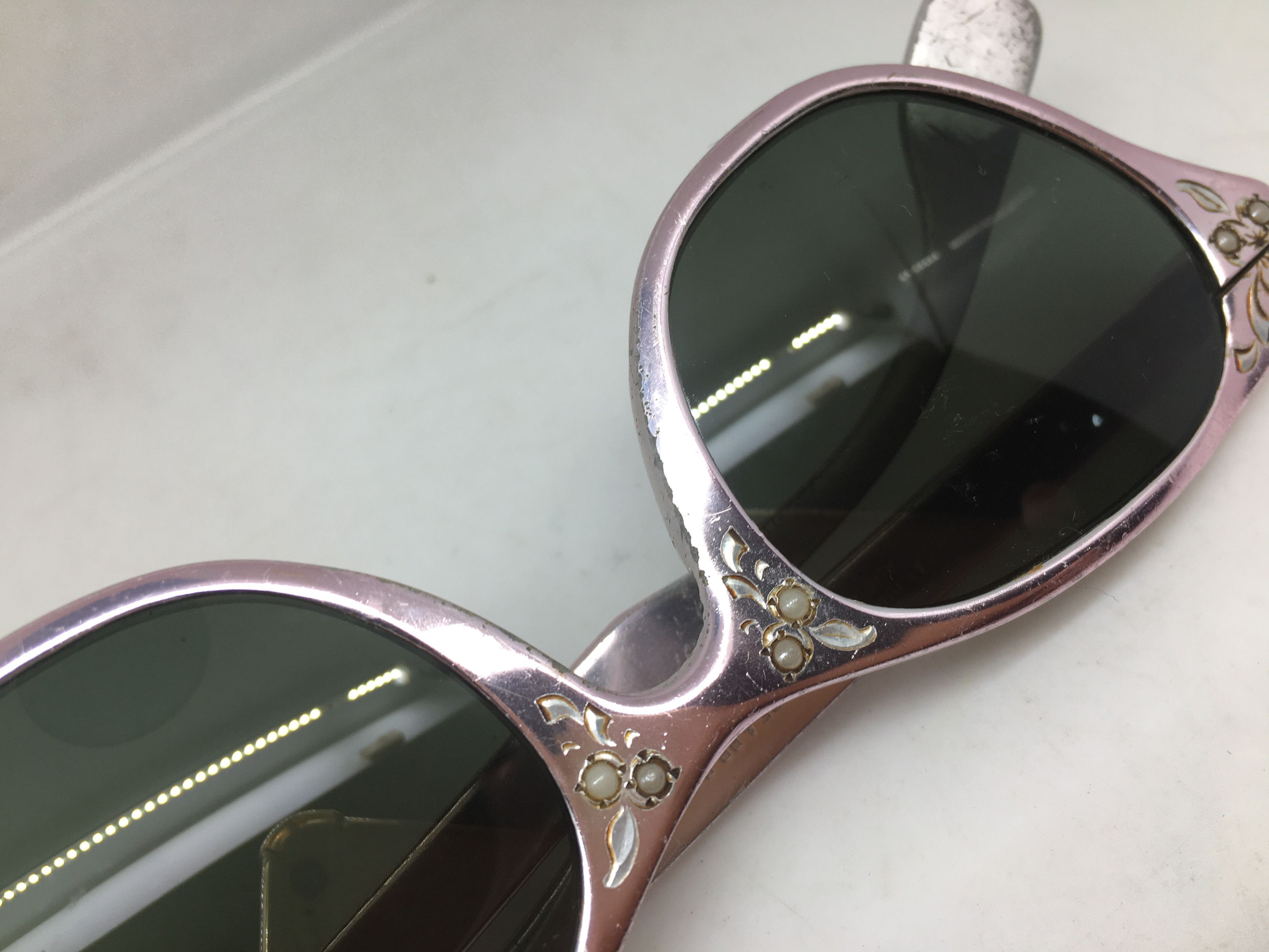Vintage Vintage 50s TURA Woman Aluminum Cateye Sunglasses Size ONE SIZE - 11 Thumbnail