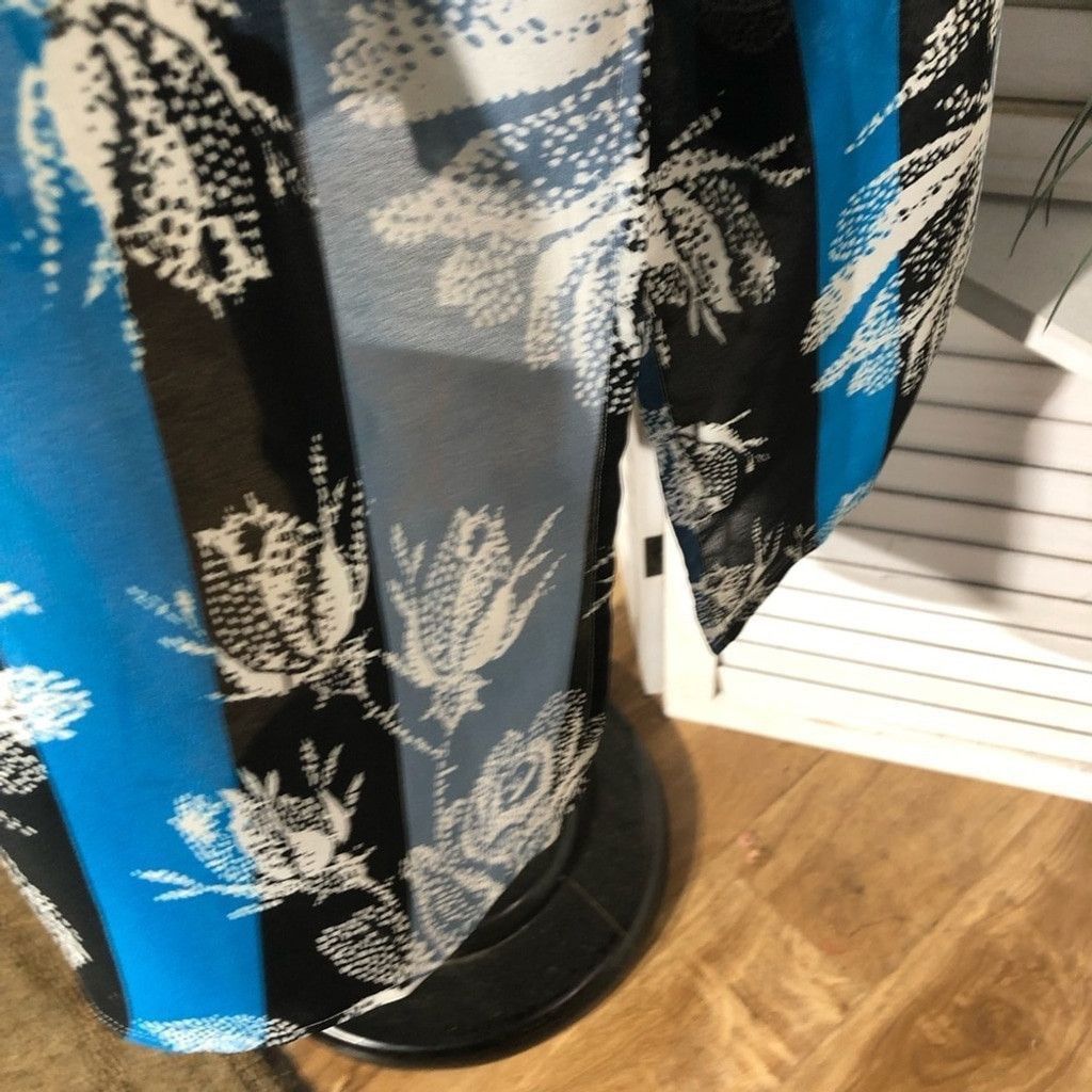 Bob Mackie Bob Mackie Wearable Art Duster Dress Floral Blue/Black sz 2X Size XS / US 0-2 / IT 36-38 - 8 Thumbnail
