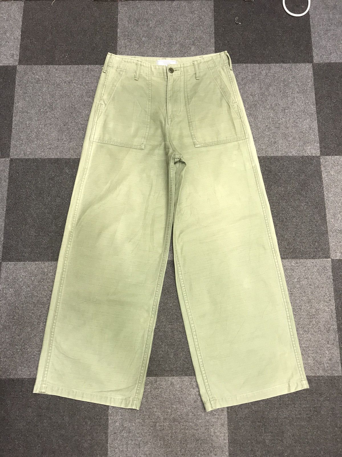 Japan Blue Urvin Japan Blue Wide OG107 Fatigue Sunfaded Baker Pant F222 Size US 28 / EU 44 - 1 Thumbnail