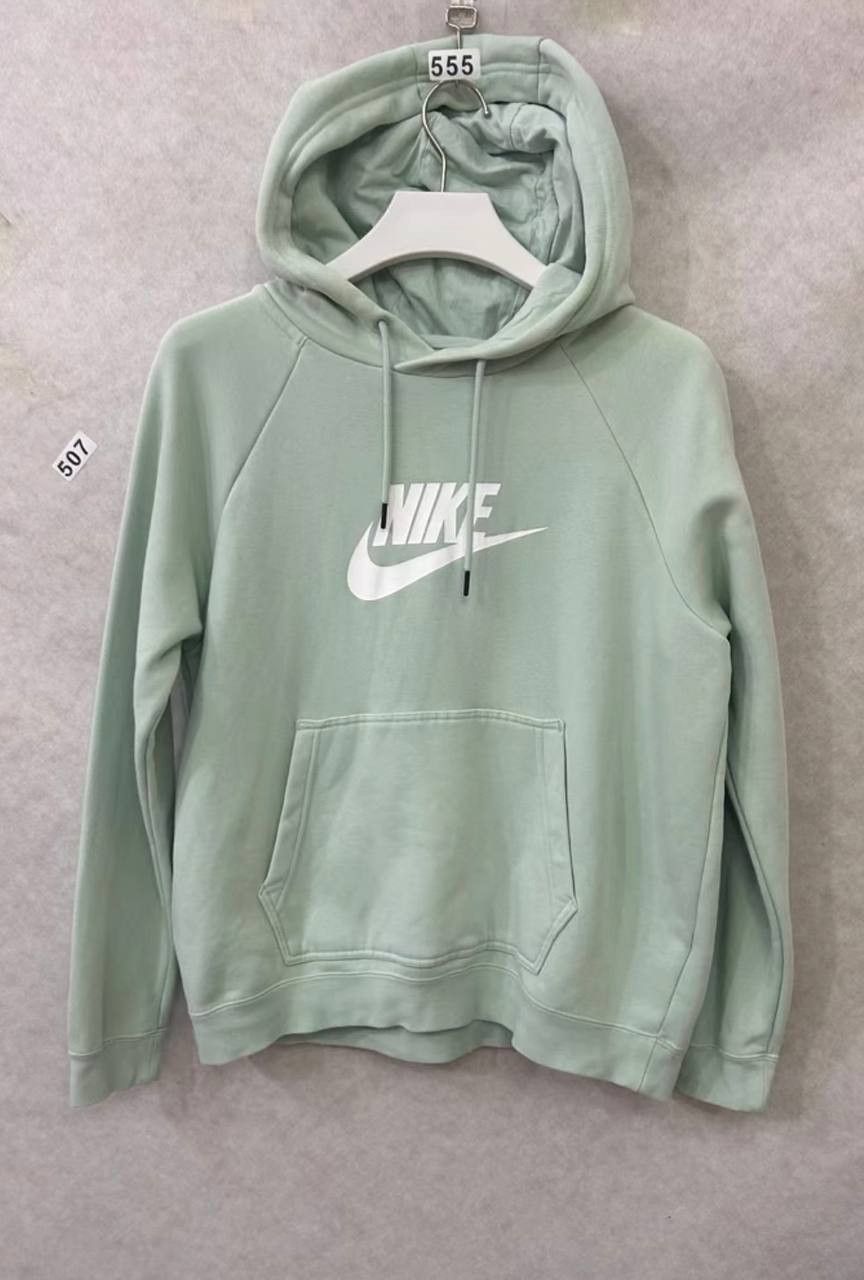 Nike A practically new Nike sweatshirt in mint green Size US XL / EU 56 / 4 - 1 Thumbnail