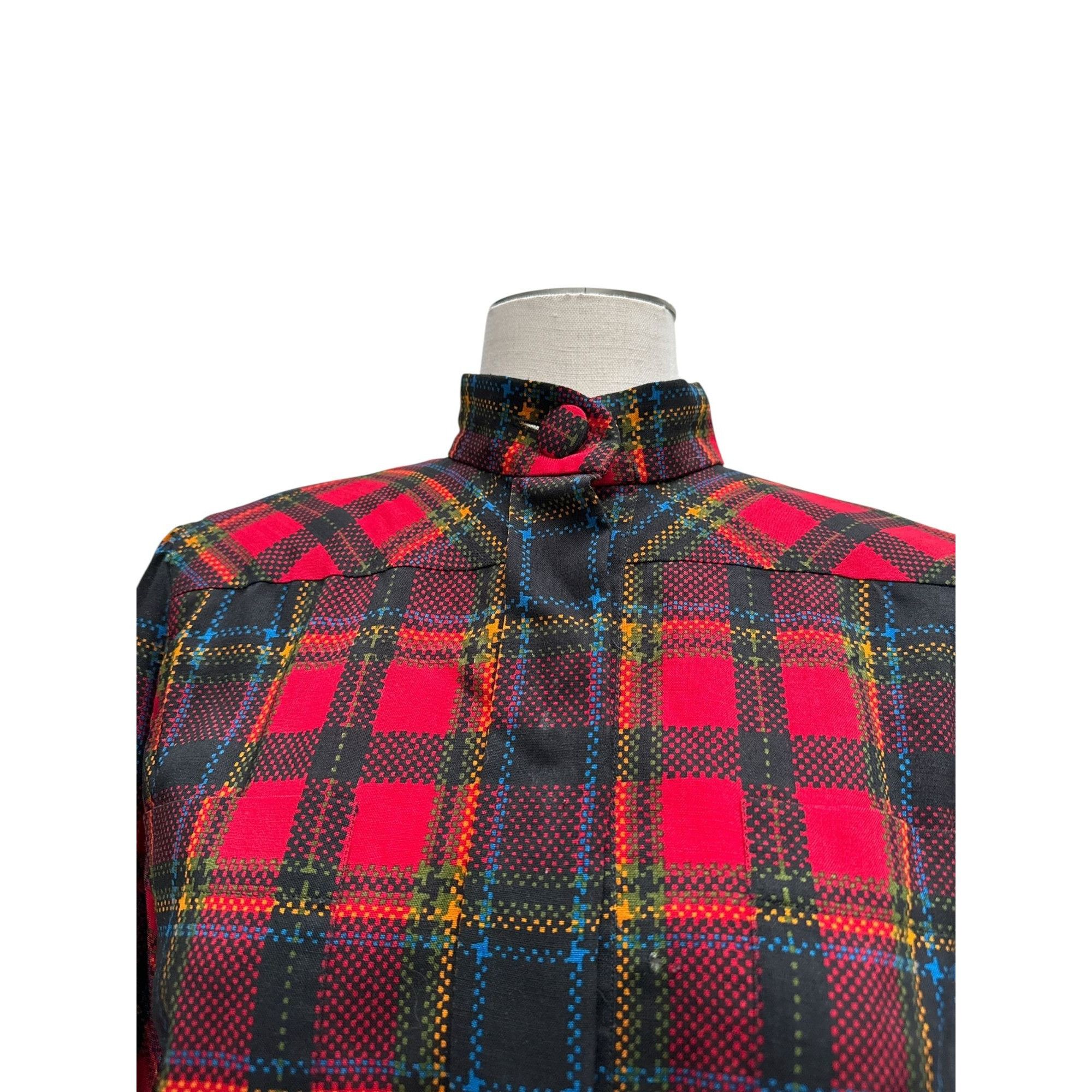 Yves Saint Laurent 1970s Red Checkered Wool Shirt Size S / US 4 / IT 40 - 2 Thumbnail