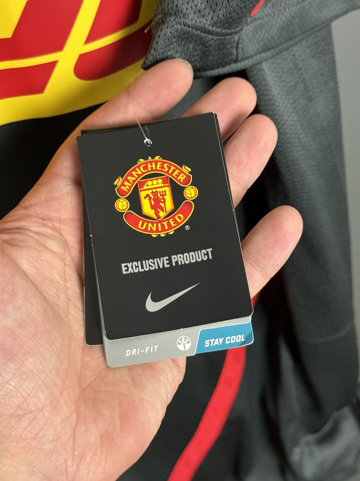 Nike New Manchester United Training Football Jersey T-Shirt Size US L / EU 52-54 / 3 - 9 Thumbnail