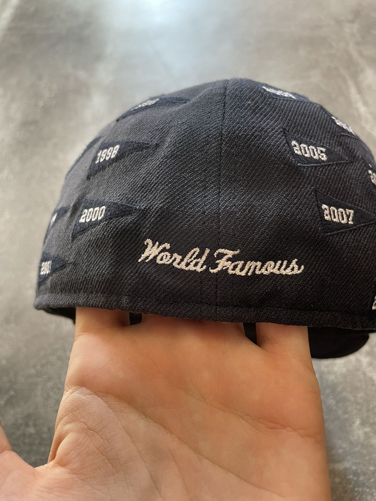 New Era × Supreme Supreme Box Logo New Era "Flags" Snap Back Cap Size ONE SIZE - 7 Thumbnail