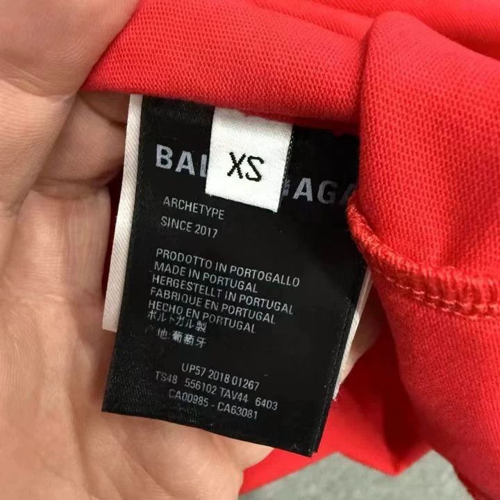 Balenciaga Balenciaga Red Coke Short Sleeve Size US XS / EU 42 / 0 - 4 Thumbnail