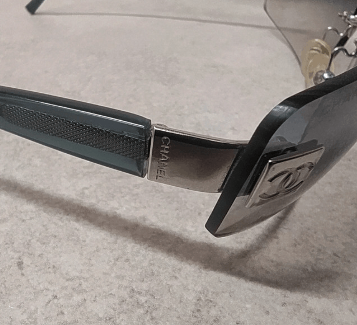 Chanel × Vintage CHANEL Sunglasses 4018 Mask Visor Rimless Ski Shield 4033 Size ONE SIZE - 8 Thumbnail