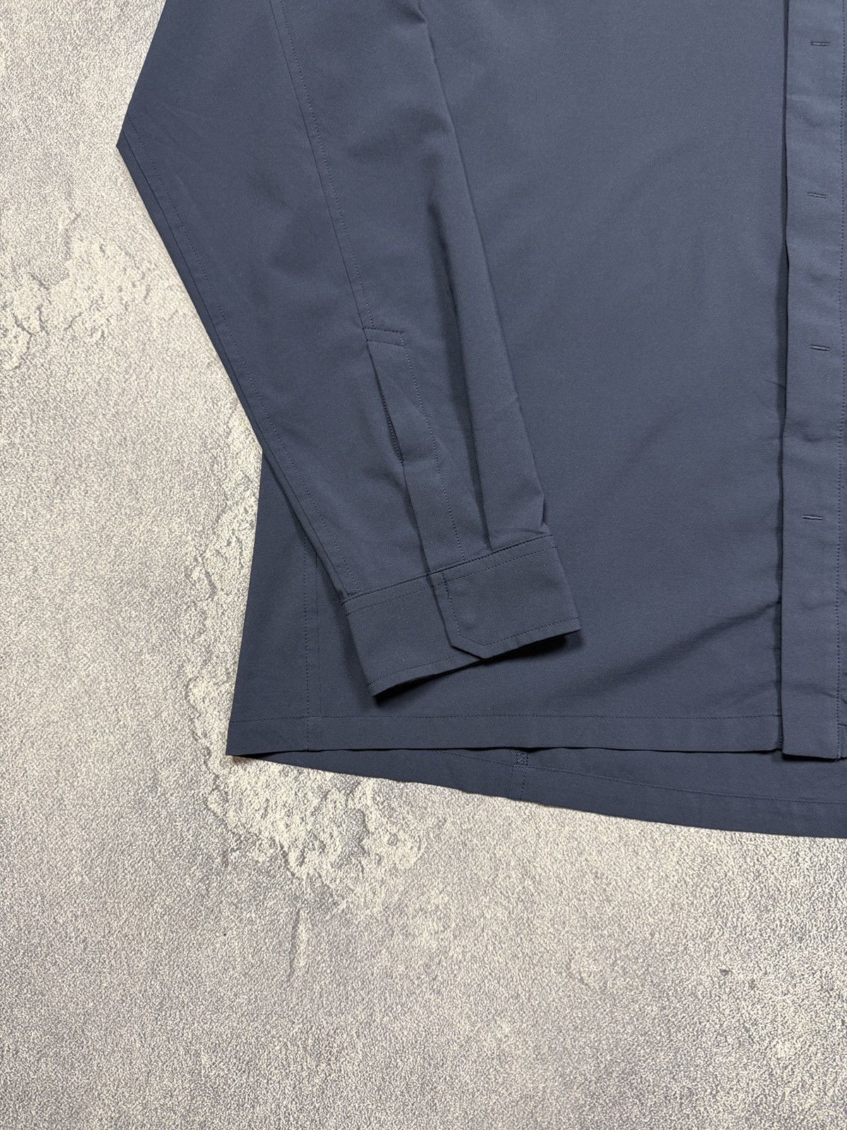 Arc'teryx Vintage Arcteryx overshirt Size US XL / EU 56 / 4 - 3 Thumbnail
