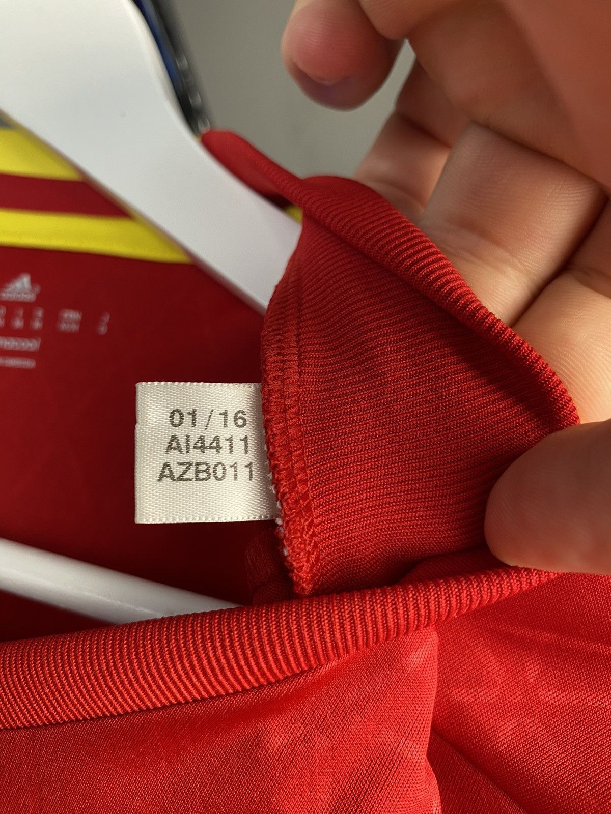 Adidas 2016/17 ADIDAS SPAIN HOME SOCCER FOOTBALL JERSEY SHIRT Size US M / EU 48-50 / 2 - 6 Thumbnail