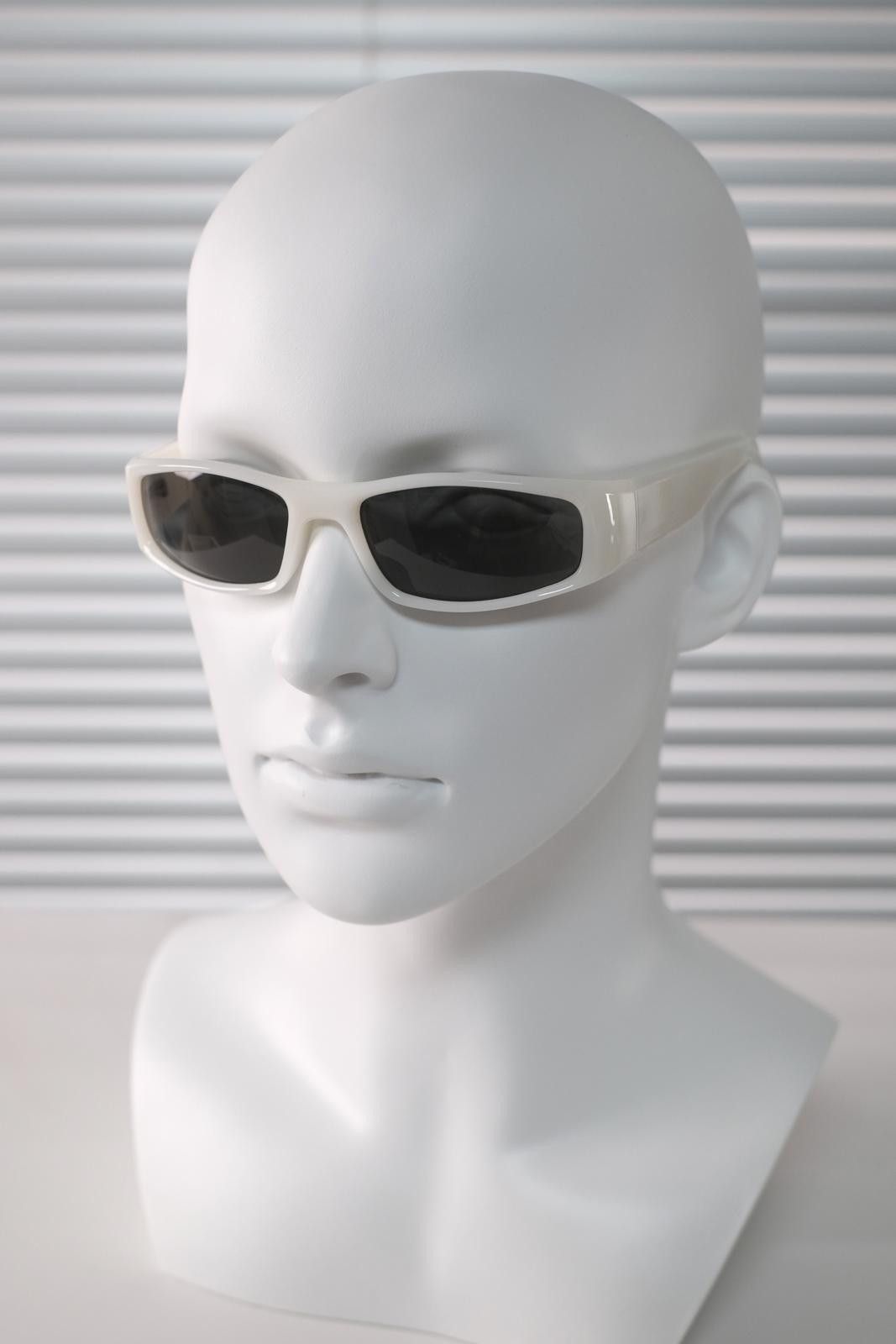 Other Avant Garde Y2K White Jade Rectangle Sunglasses Unisex OS Size ONE SIZE - 4 Thumbnail