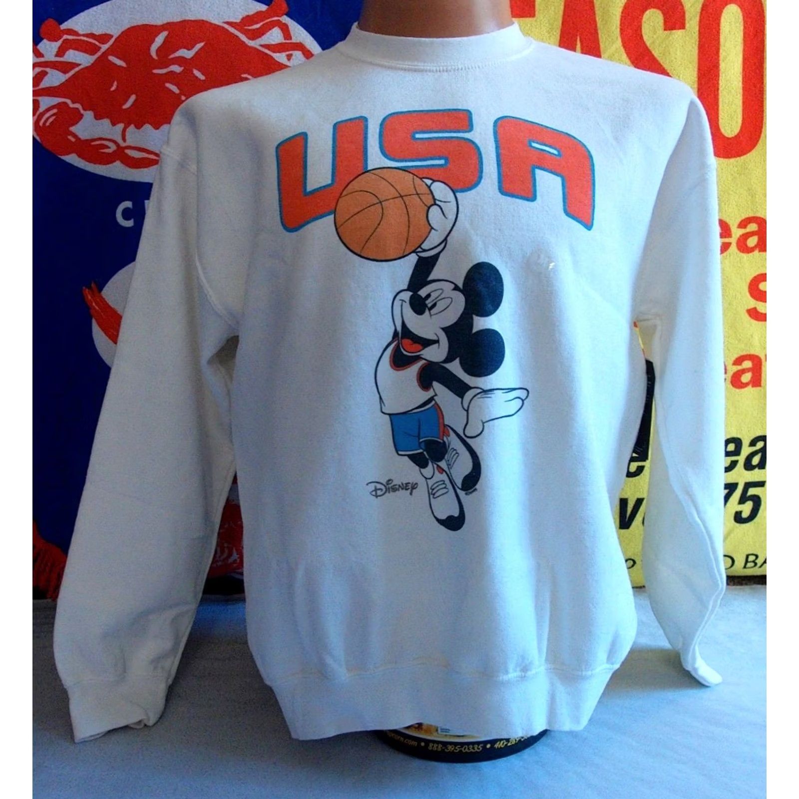Junk Food USA Mickey Disney Basketball Fleece Sweatshirt Junk Food Men's Medium White 90s Cartoon Disney USA Basketball Mens Medium Sweatshirt Size US M / EU 48-50 / 2 - 2 Thumbnail