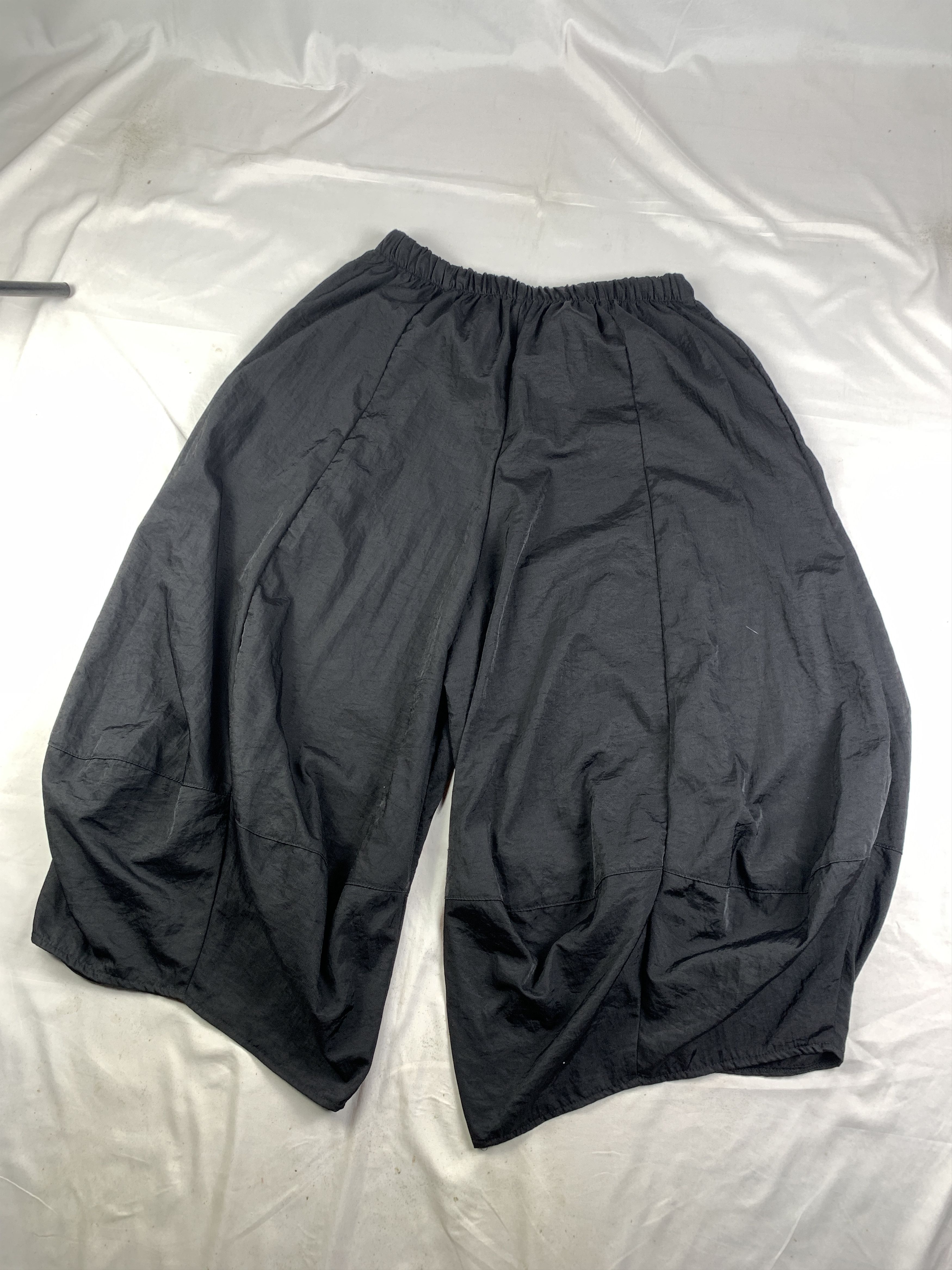 Japanese Brand Sanaya Shiny Black Super Big Balloon Nylon Pants (30-36) Size 31" - 5 Thumbnail