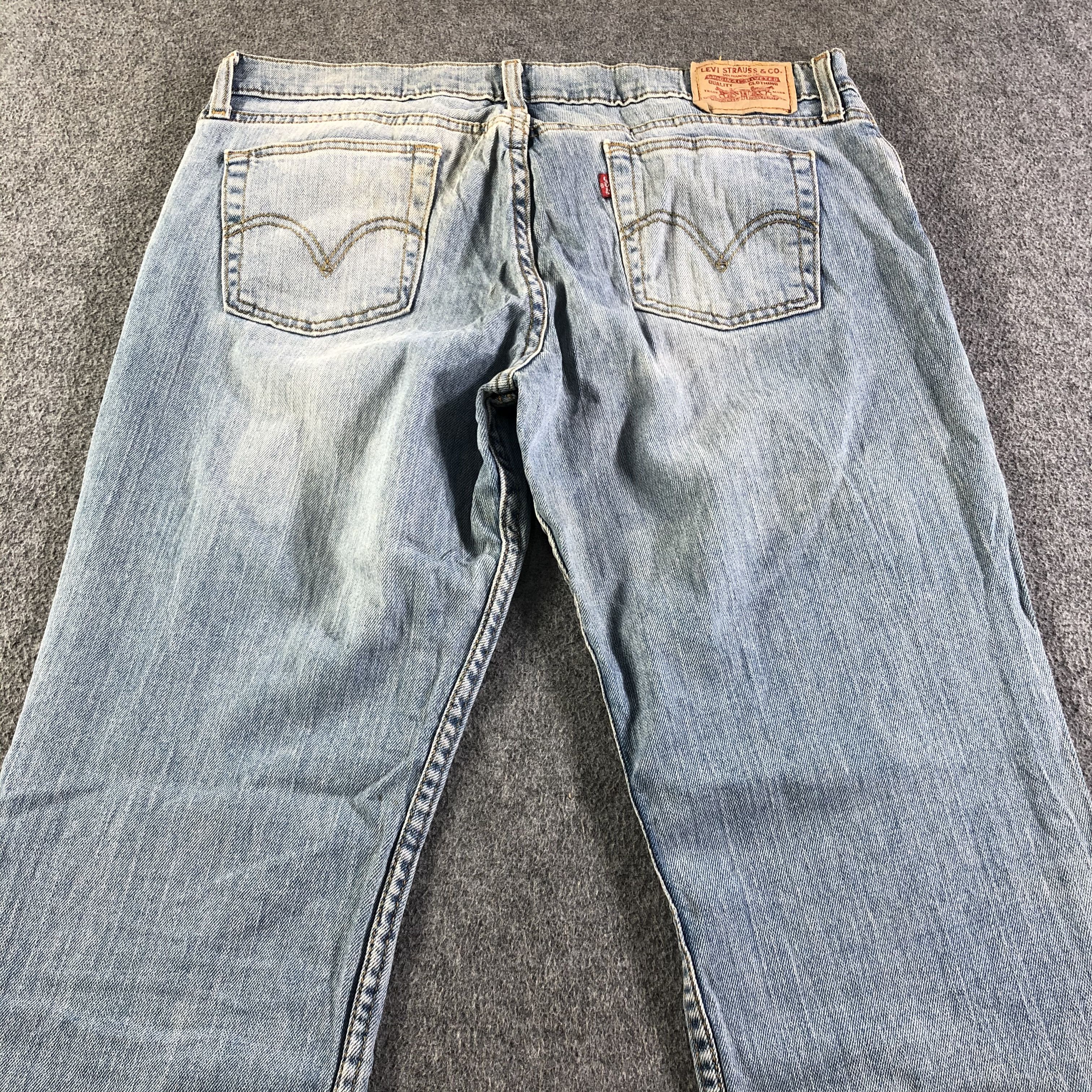 Levi's Vintage Blue Wash Levis 518 Flare Jeans-J4431 Size US 35 - 4 Thumbnail
