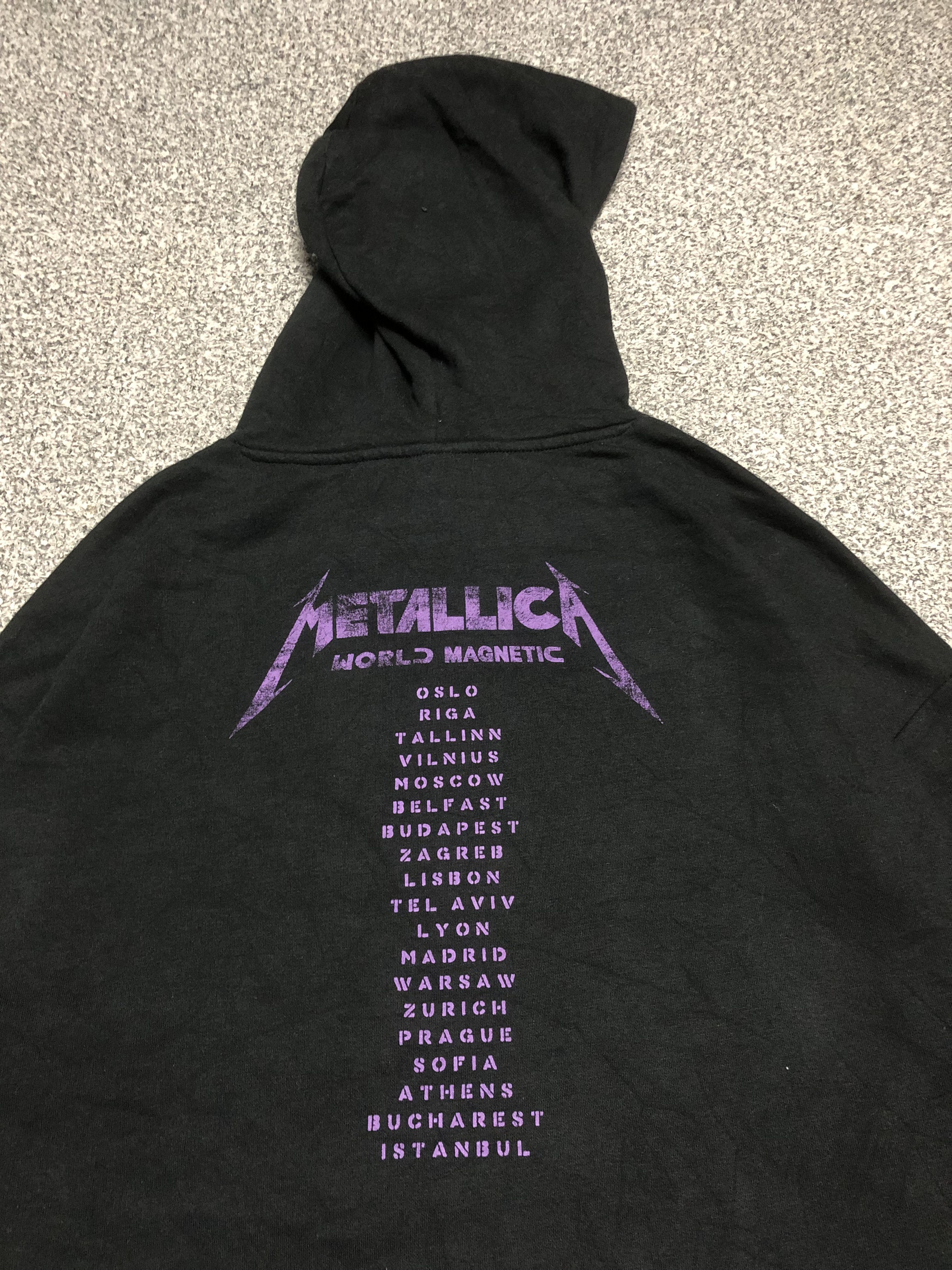 Band Tees Metallica Tour World Magnetic Crop Hoodie Size L / US 10 / IT 46 - 3 Thumbnail