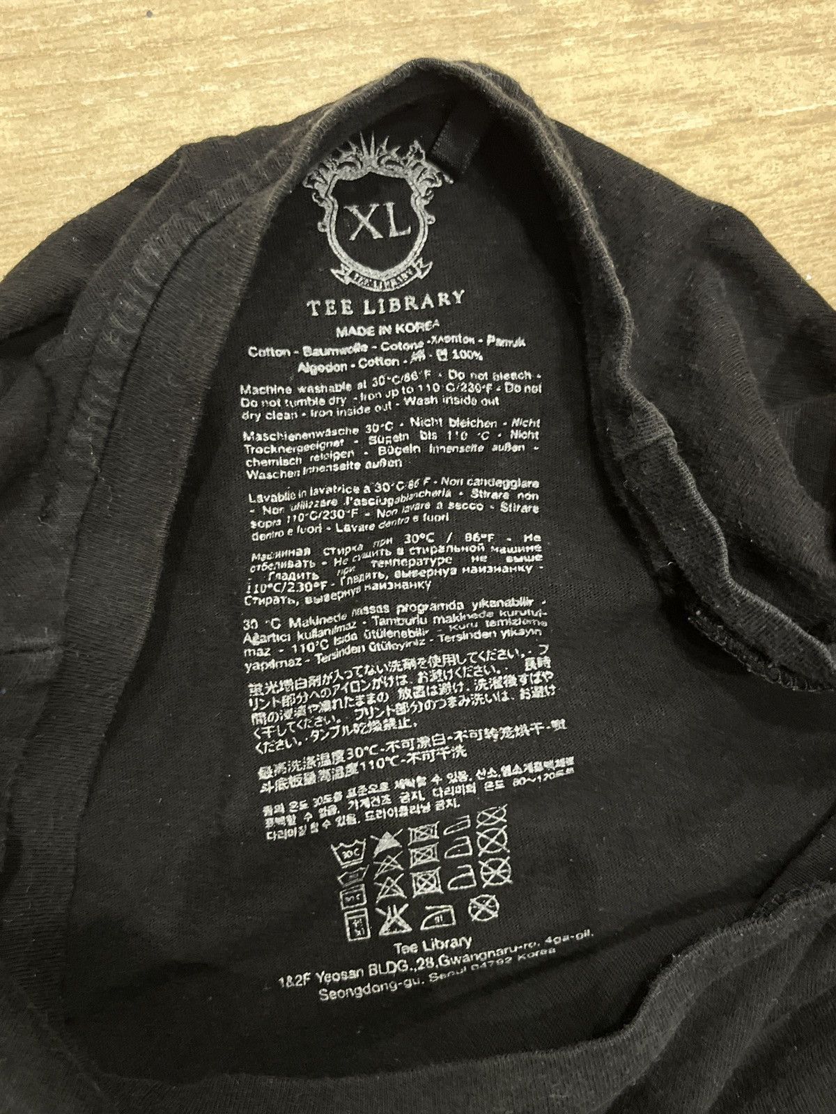 Japanese Brand Tee The Library Mary logo print Size US XL / EU 56 / 4 - 3 Thumbnail