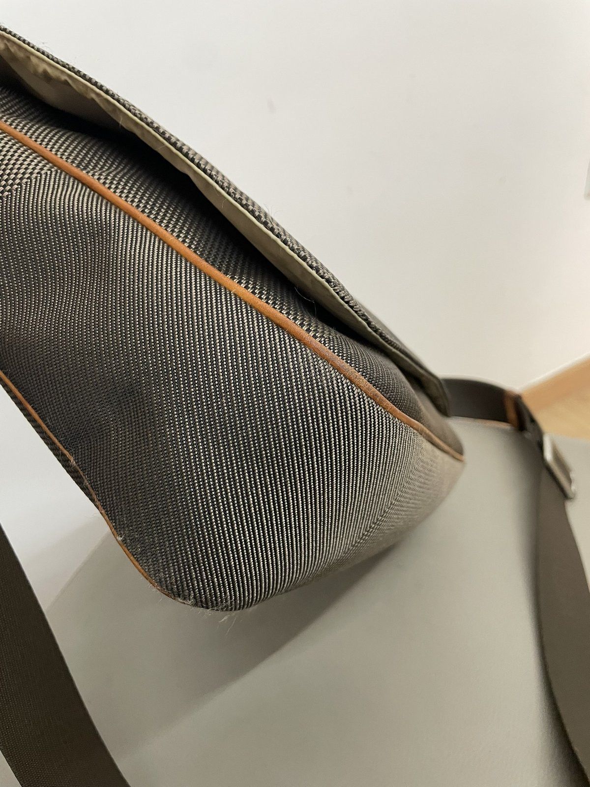 Louis Vuitton Louis Vuitton Geant Messenger bag Size 30 - 11 Thumbnail
