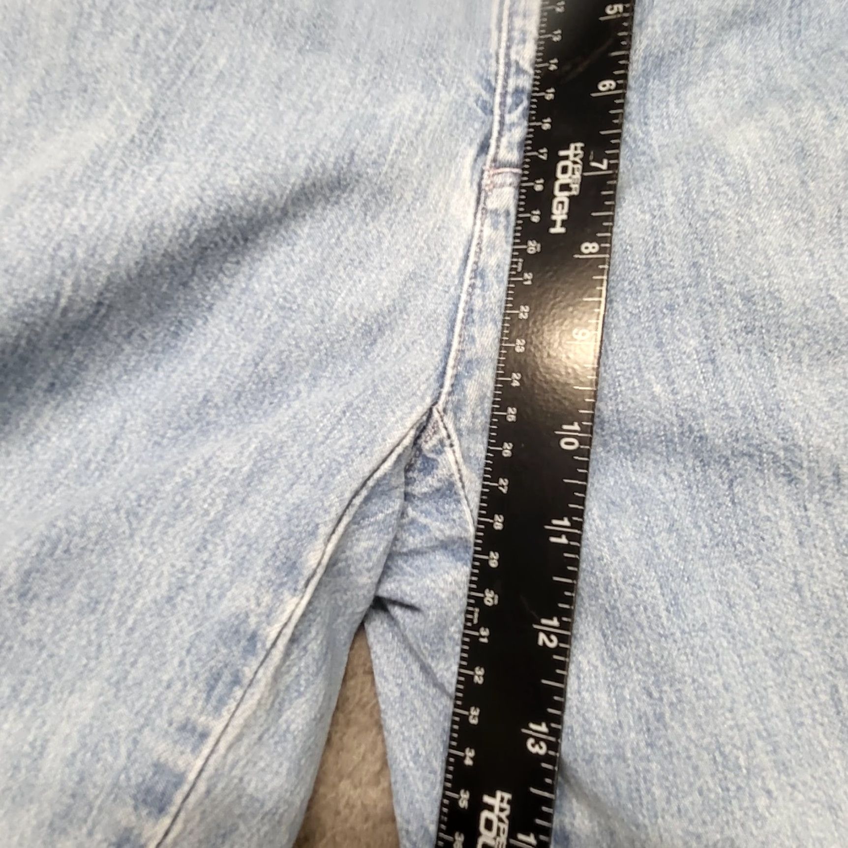 Liz Claiborne Liz Claiborne Lizwear Jeans Women's 8 Blue Denim 100% Cotton Front Pockets Relaxed Wide-Leg Jeans Women Size 30" / US 8 / IT 44 - 6 Thumbnail