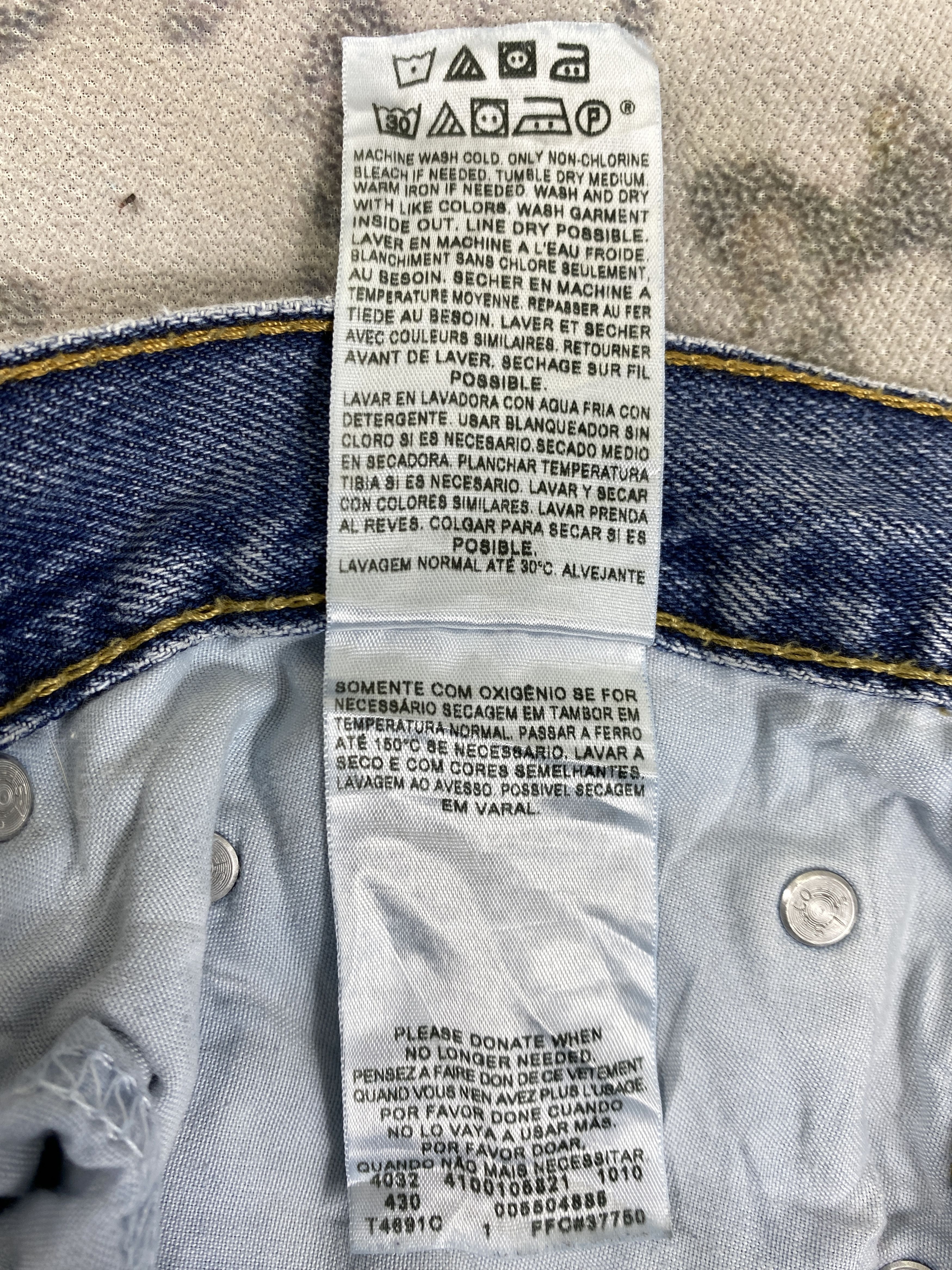 Levi's Blue Vintage Levi's 550 Relaxed Fit Denim 37 x 33 -JN379 Size US 36 / EU 52 - 10 Thumbnail