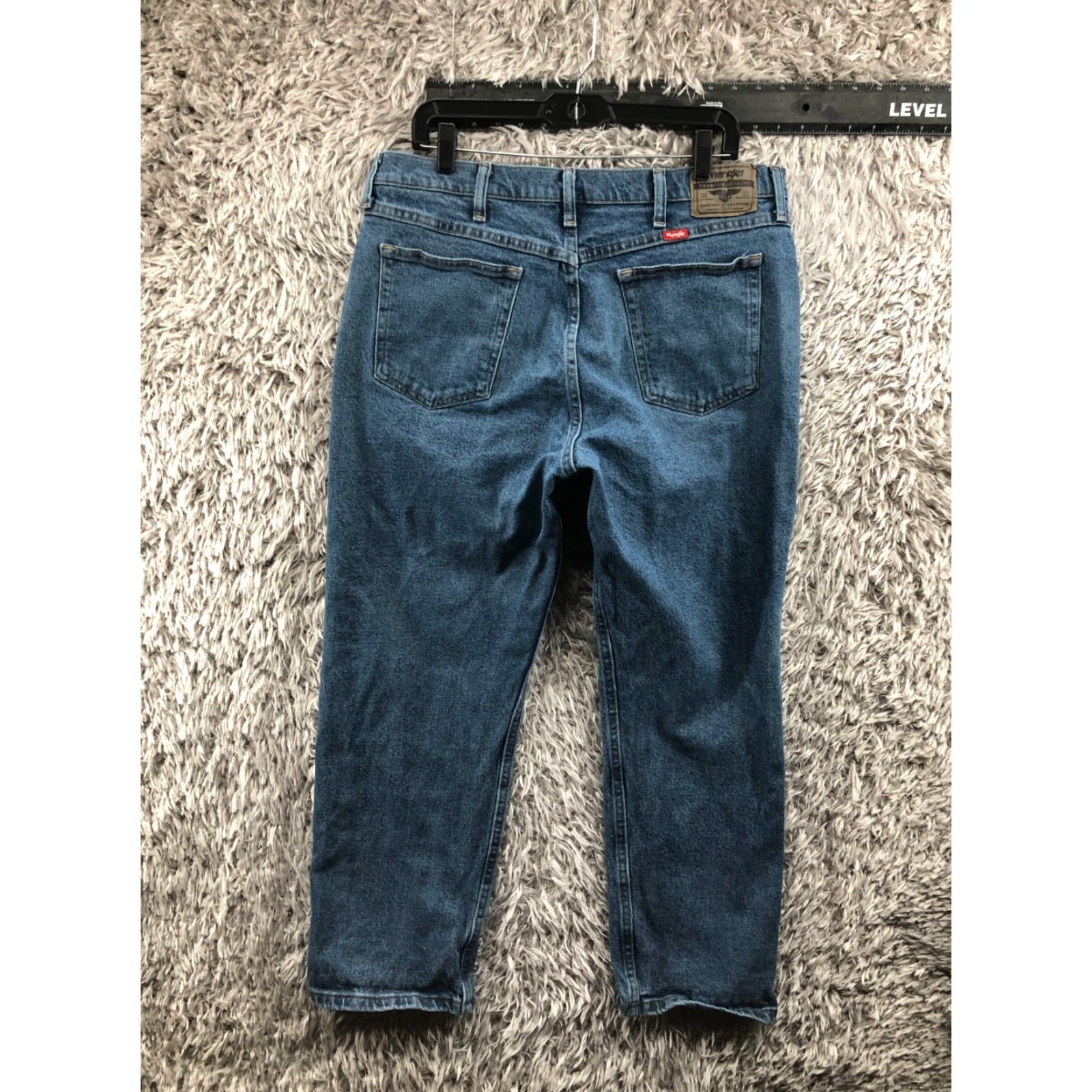 Wrangler Wrangler Jeans Straight 36x29 Mens Mid Wash Blue Denim 5-Pocket Cotton Blend Regular Rise Medium Wash Jeans Men Size US 36 / EU 52 - 5 Thumbnail