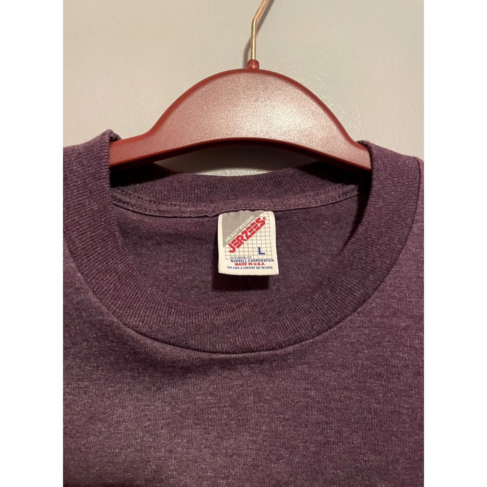 Jerzees VINTAGE 1995 Kentucky Derby T-Shirt USA Made Adult Large JERZEES Red Cotton Short Sleeve Crew Neck 90s Horse Men Mens Size US L / EU 52-54 / 3 - 4 Thumbnail
