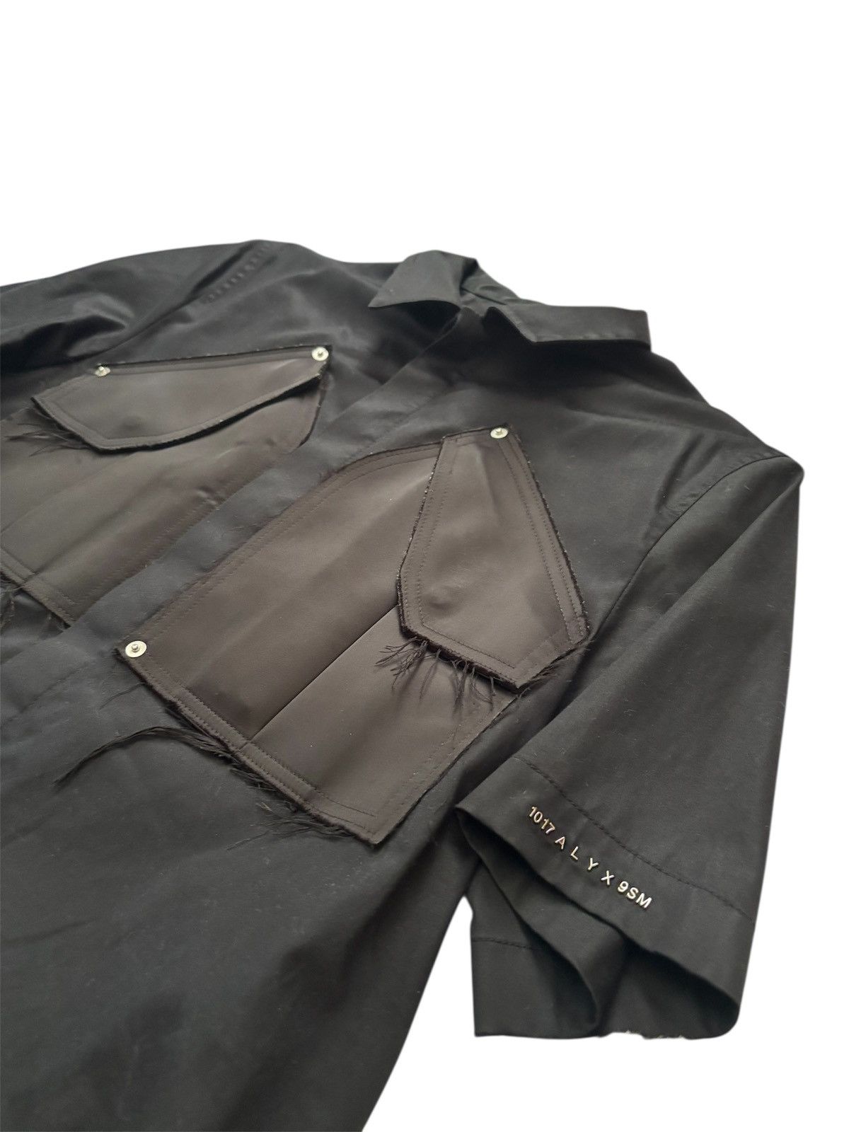 1017 ALYX 9SM 1017 Aylx 9SM Polo shirt Size US L / EU 52-54 / 3 - 3 Thumbnail