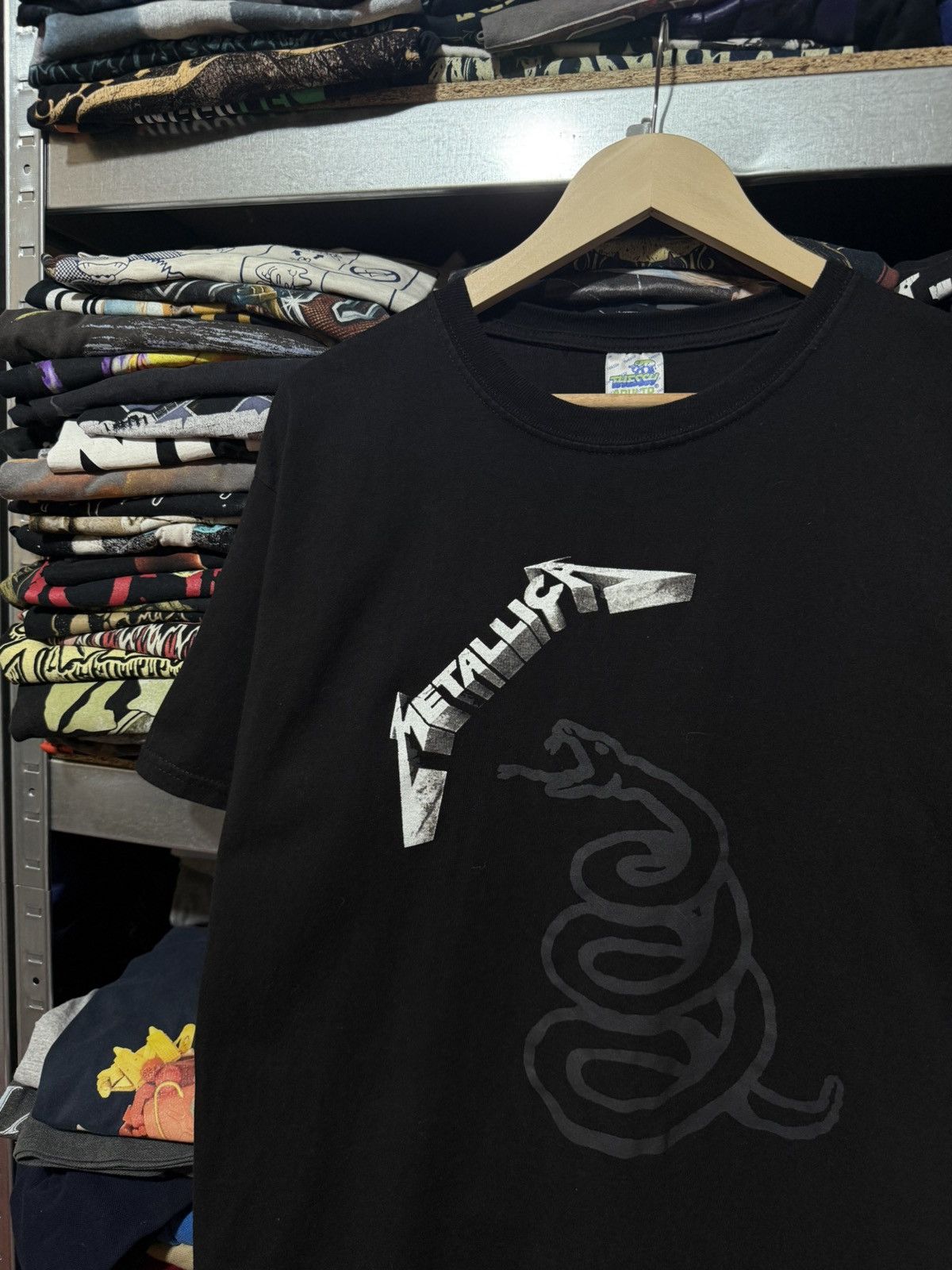 Band Tees Vintage 2000’s Metallica Black Album Rock Band T-Shirt Y2K Size US XL / EU 56 / 4 - 3 Thumbnail