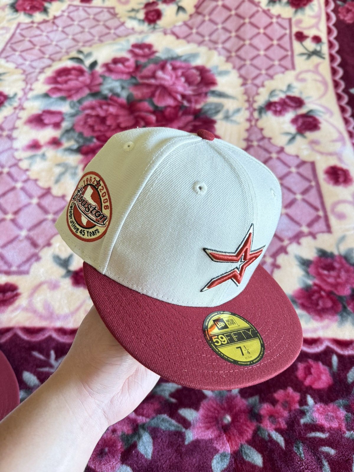 New Era Famcap Houston Astros “45 years” Fitted 7 1/4 New Size ONE SIZE - 1 Thumbnail