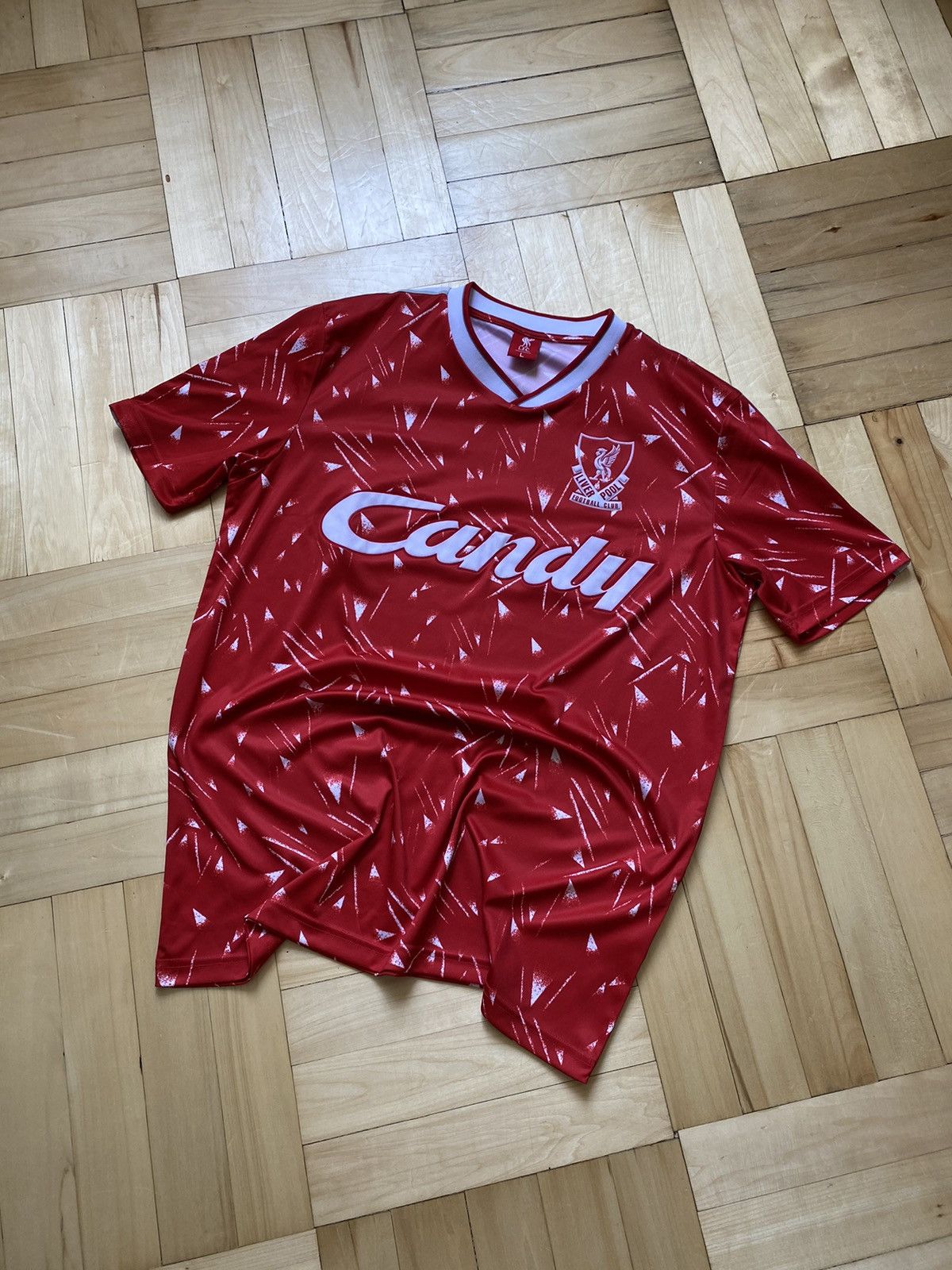 Vintage Vintage Soccer Jersey Liverpool Candy Size L Size US L / EU 52-54 / 3 - 2 Thumbnail