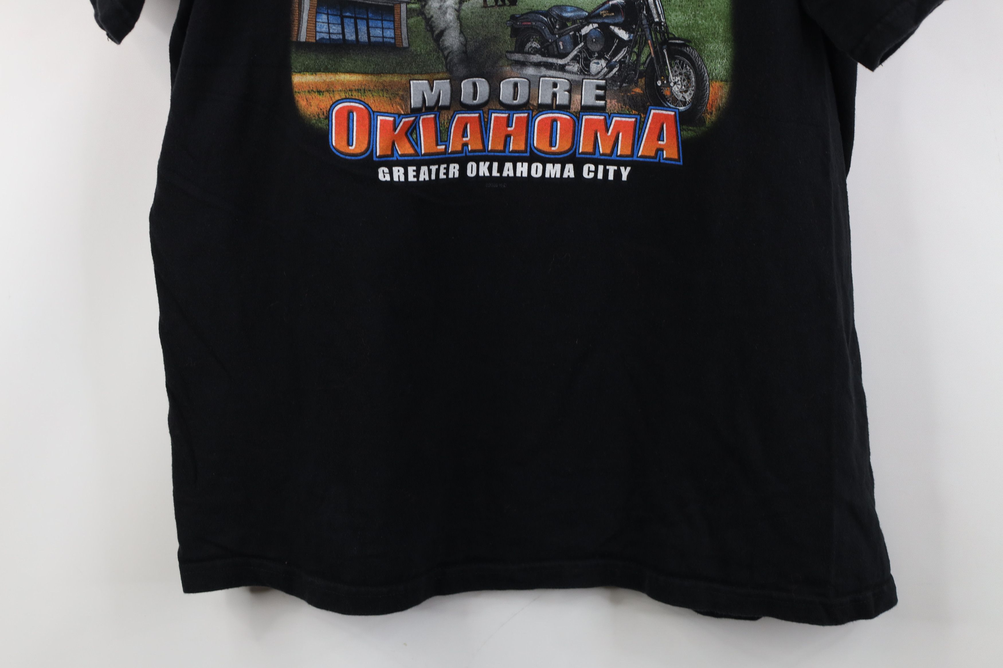 Harley Davidson Vintage Y2K Harley Davidson Spell Tornado Oklahoma T-Shirt Size US XL / EU 56 / 4 - 14 Thumbnail
