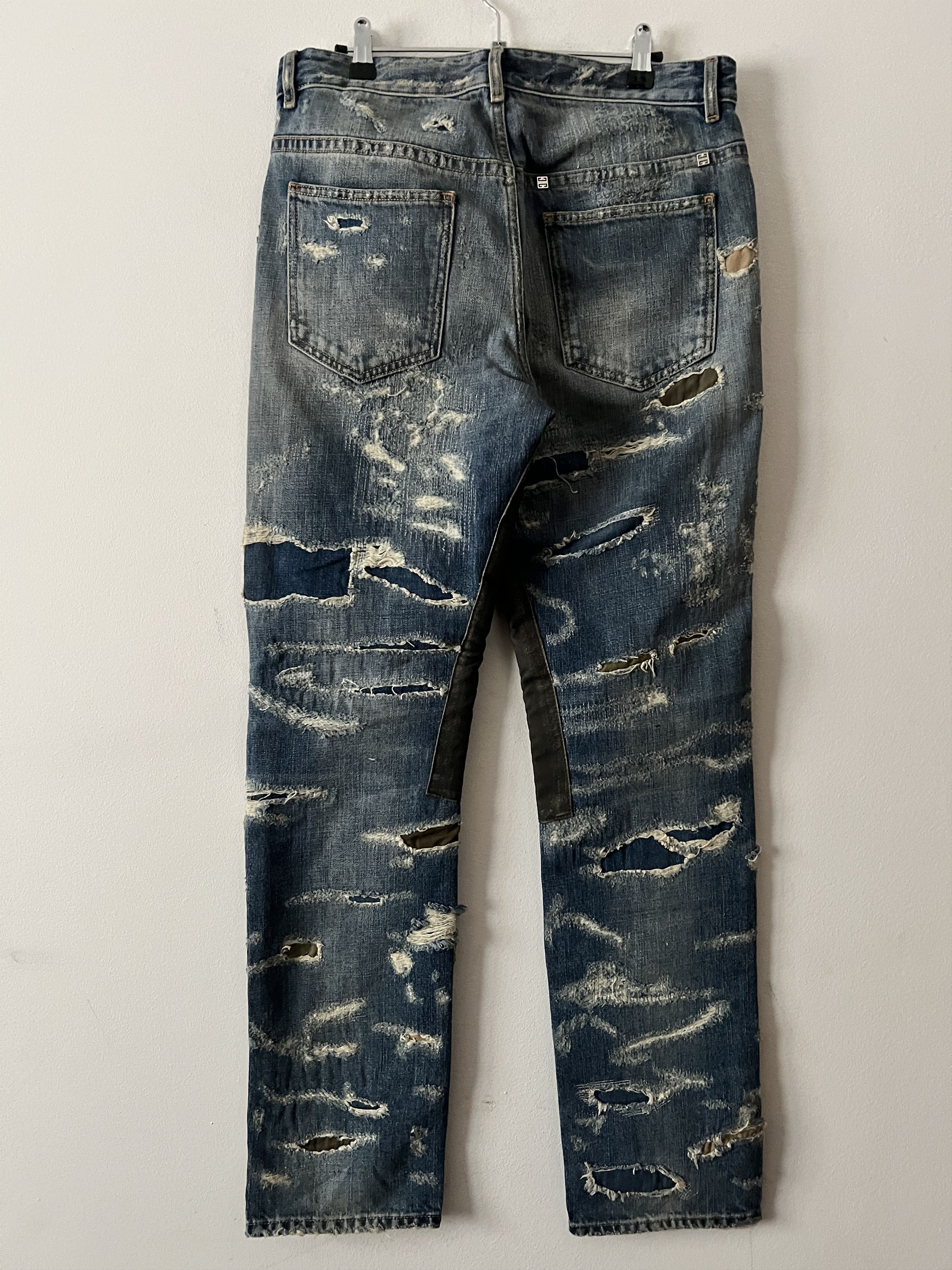 Givenchy BNWT Matthew Williams Jeans Distressed Moleskin Size US 32 / EU 48 - 8 Thumbnail