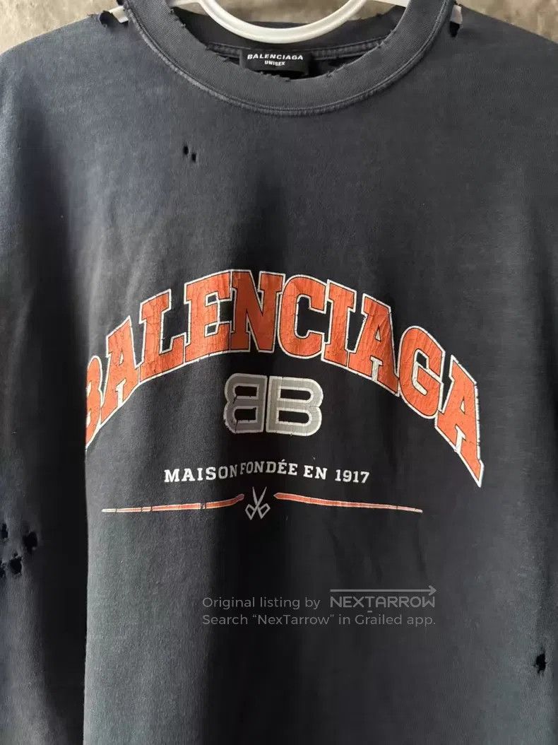 Balenciaga Balenciaga Double B Cracked Washed Short Sleeve Size US L / EU 52-54 / 3 - 9 Thumbnail