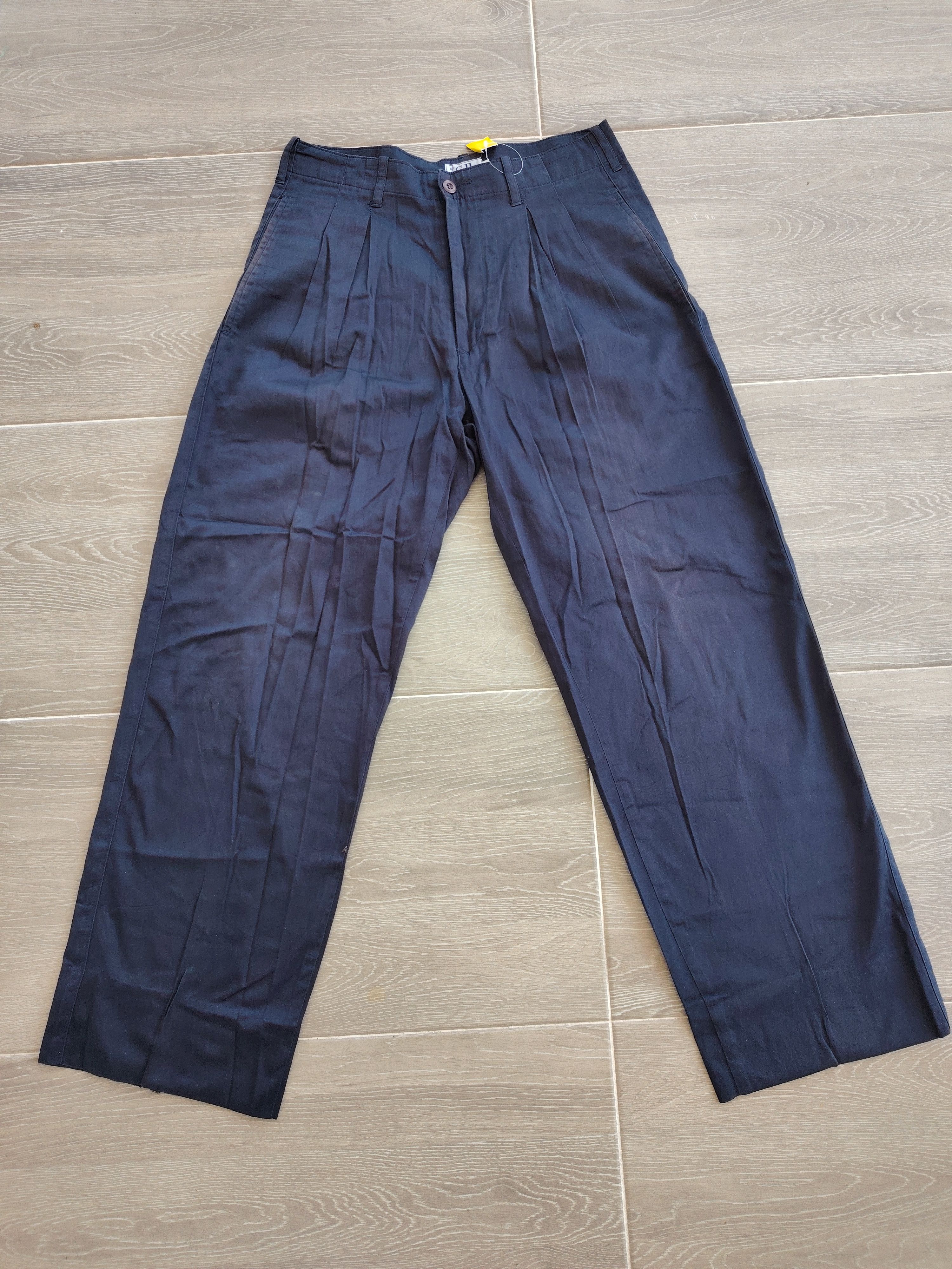 C.P. Company Vintage C.P. Company Navy Trousers Cotton Pants Size US 28 / EU 44 - 1 Thumbnail