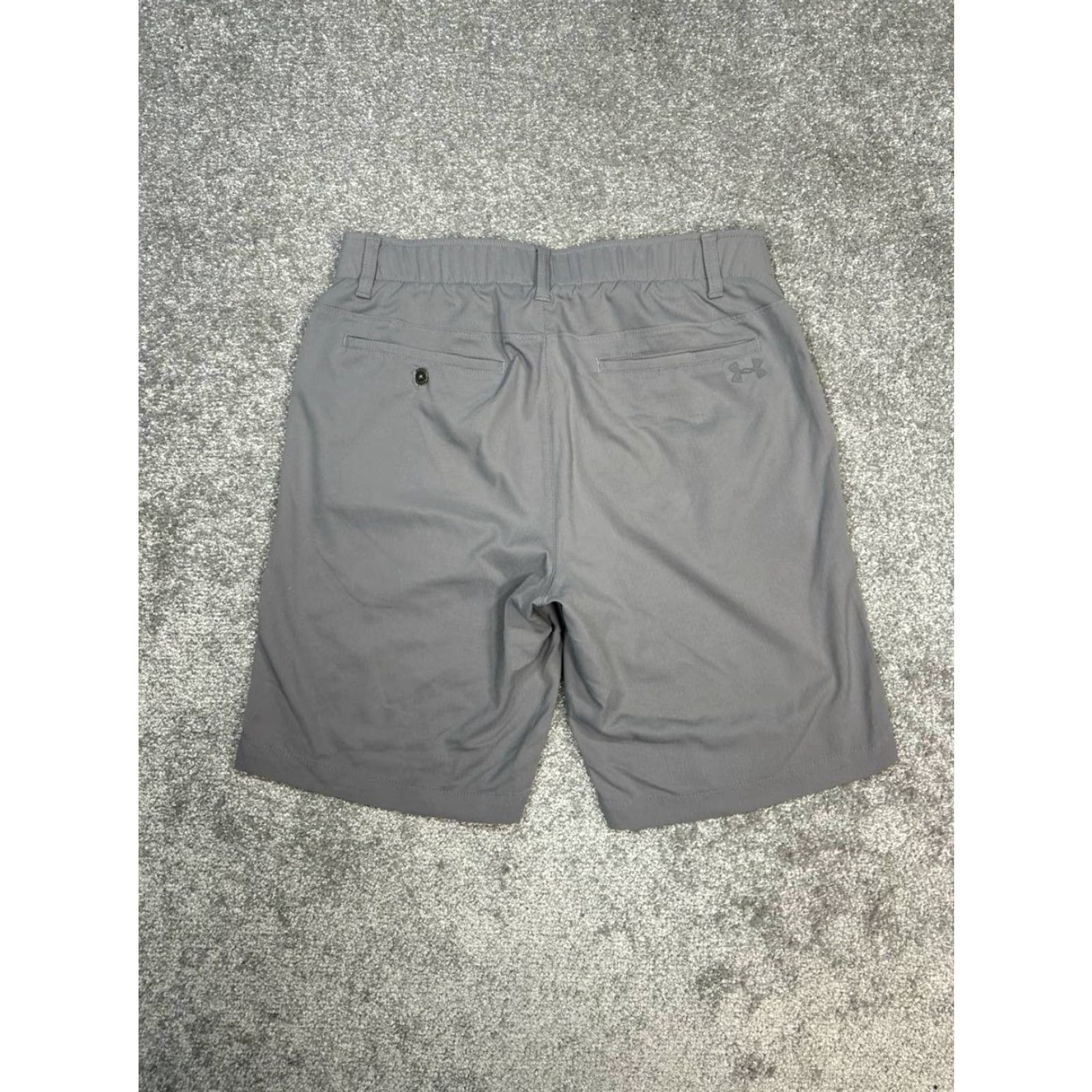 Under Armour Under Armour Heatgear Chino Shorts Mens 32 Gray Mid Rise Performance Athleisure Size US 32 / EU 48 - 2 Thumbnail