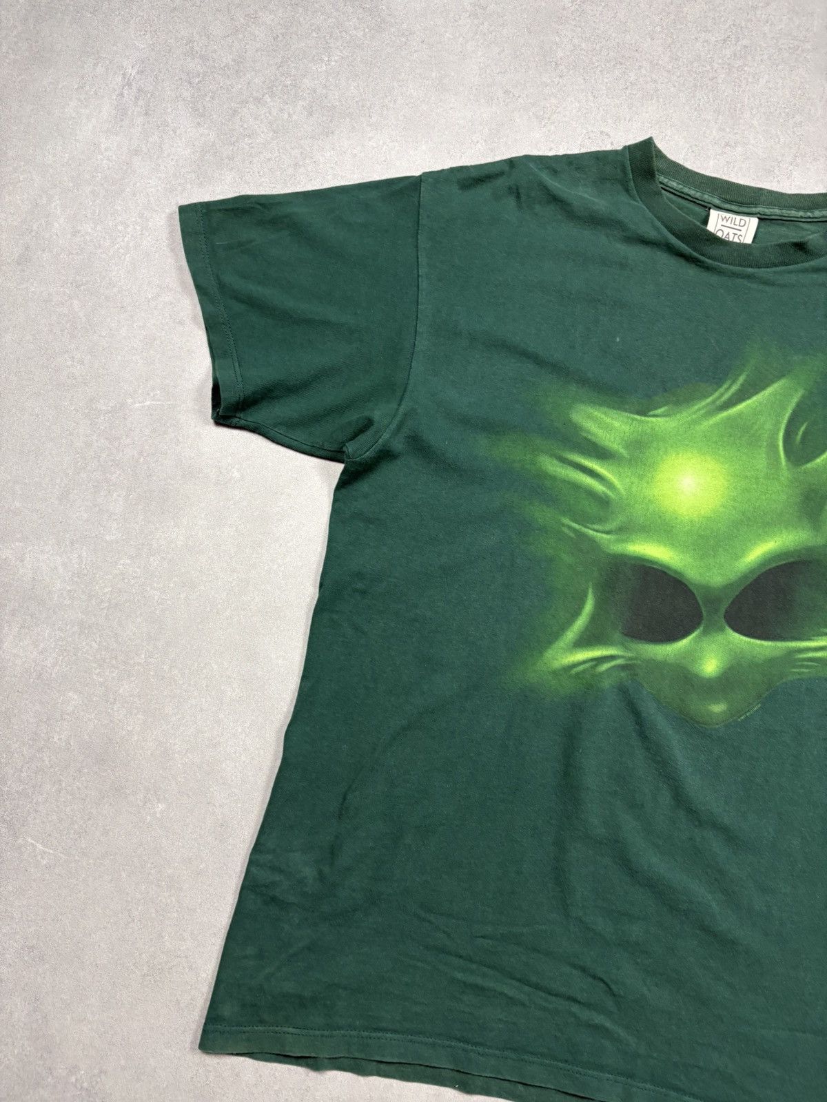 Vintage Vintage 1997 Alien Head Wild Oats Tee Sci-Fi Usa Ufo 90s Size US XL / EU 56 / 4 - 3 Thumbnail