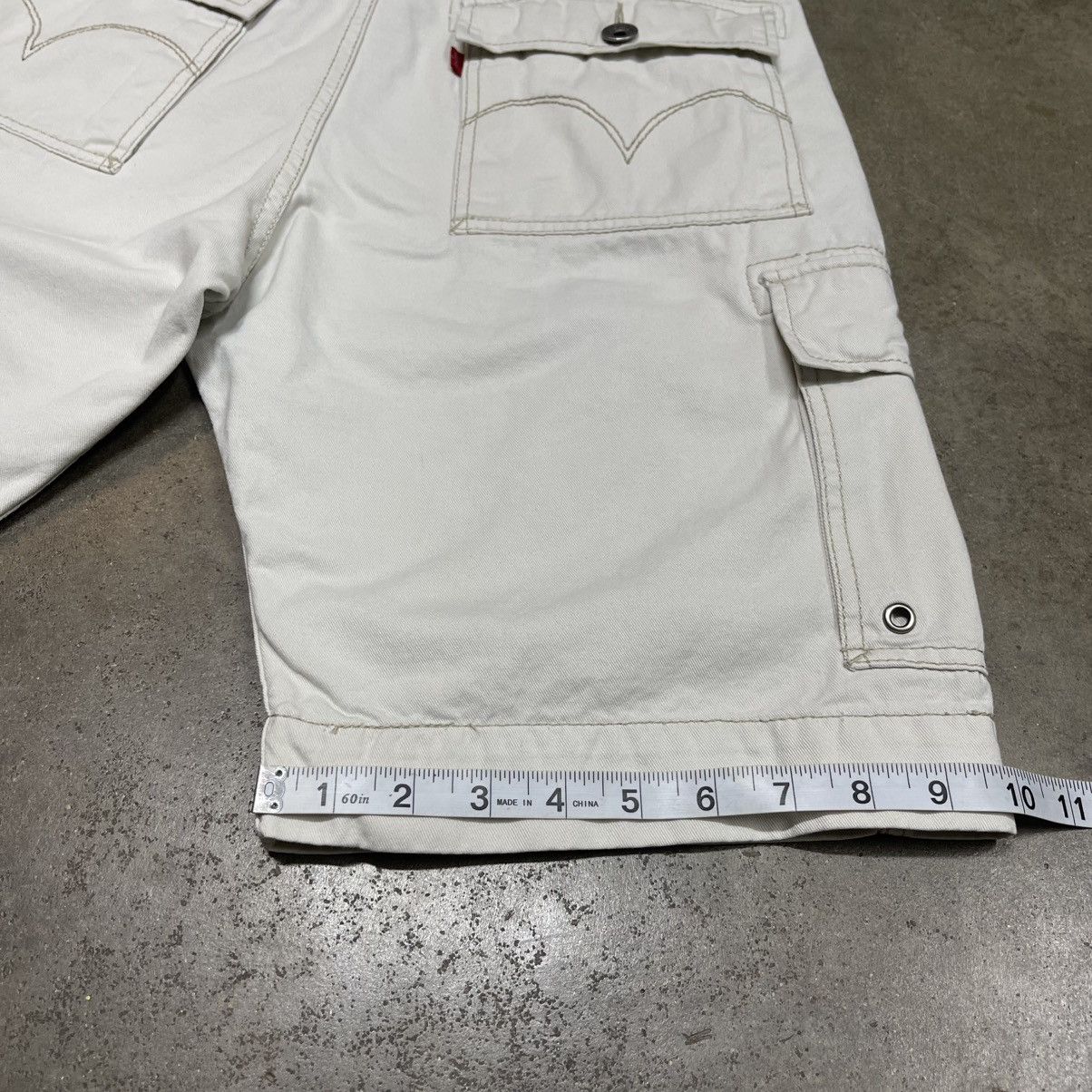 Levi's Vintage Levi’s 90s Distressed y2k Carrier Cargo Shorts Size US 29 - 12 Thumbnail