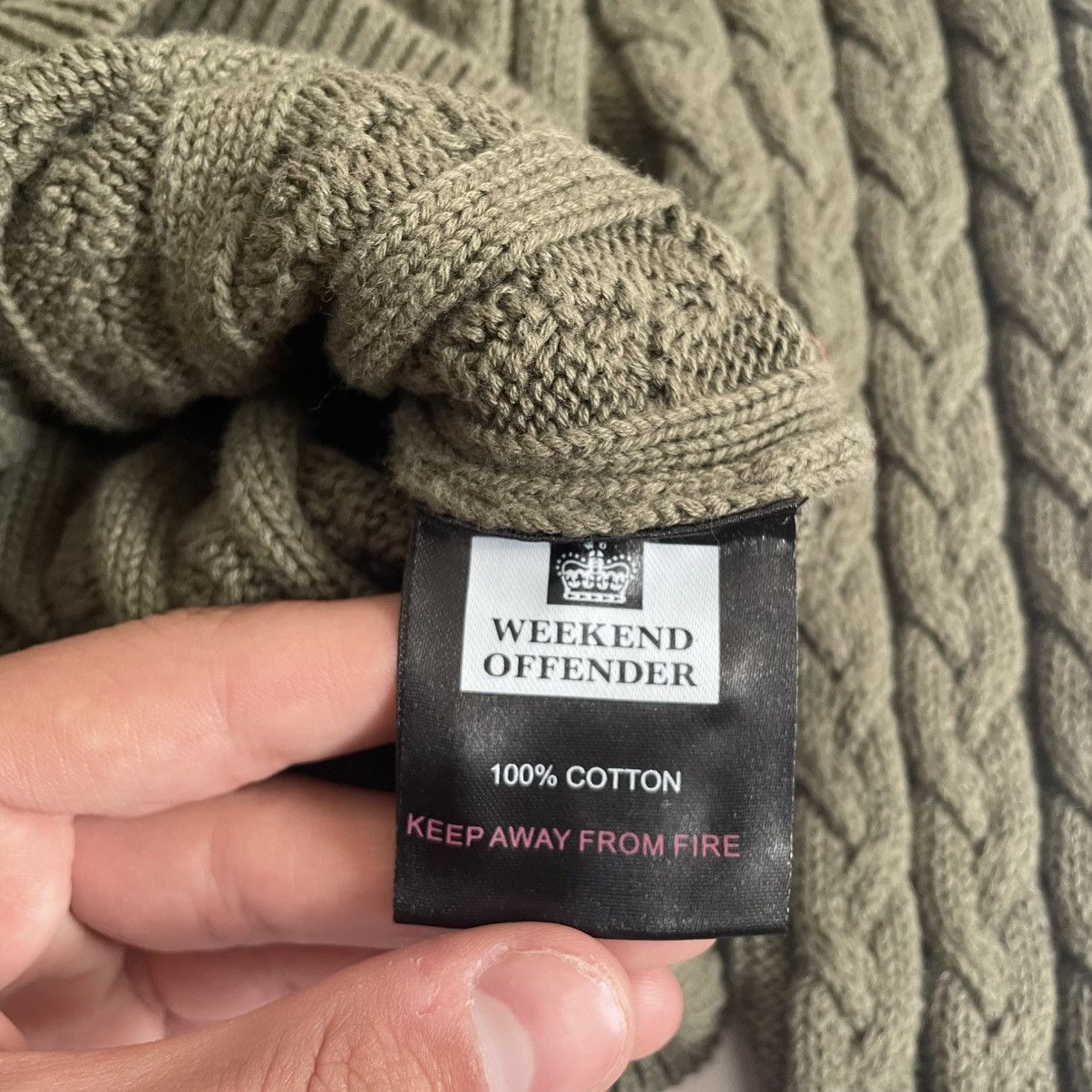 Weekend Offender Weekend Offender knit-sweater Size US L / EU 52-54 / 3 - 6 Thumbnail