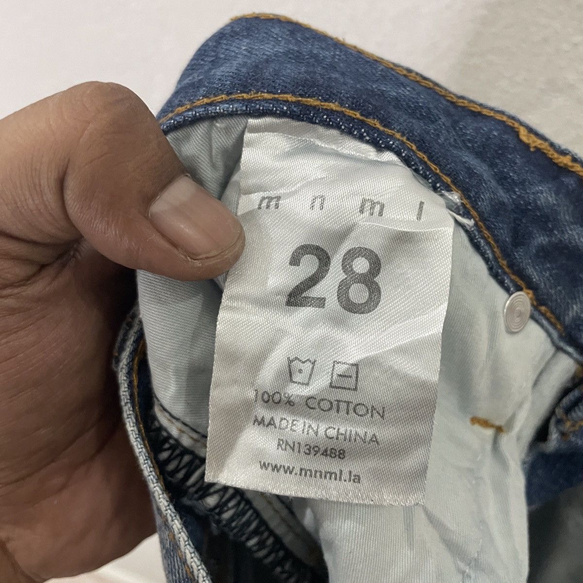 Japanese Brand Vintage Mnmi Distressed Denim Jeans Size 30" / US 8 / IT 44 - 6 Thumbnail
