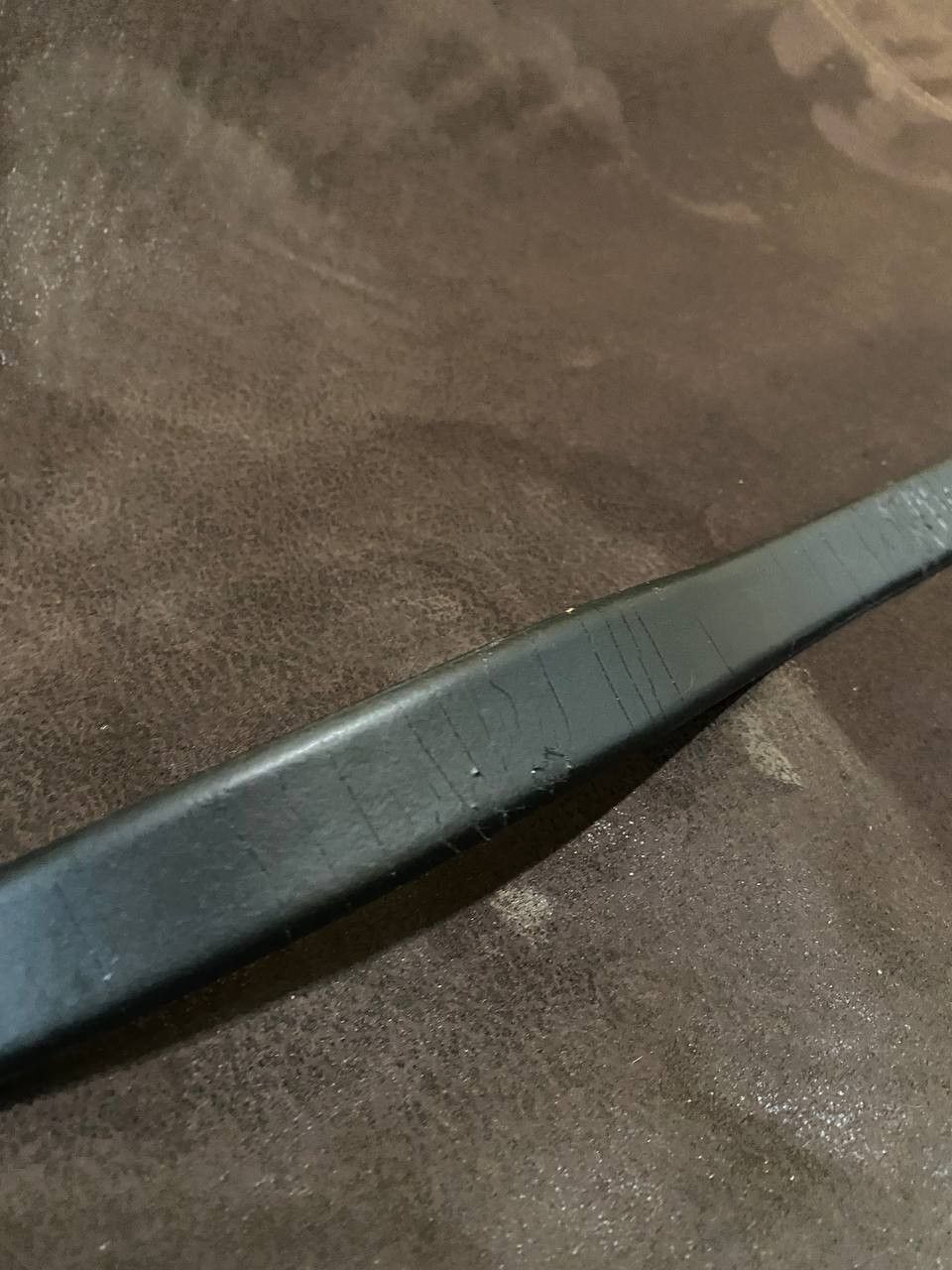 Hugo Boss black leather belt a metal buckle, possibly from Hugo Boss. Size ONE SIZE - 15 Thumbnail