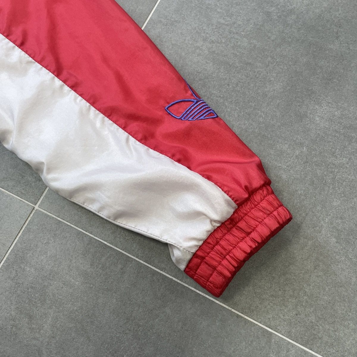 Adidas × Vintage Vintage Adidas Nylon Track Jacket Size M Size US M / EU 48-50 / 2 - 10 Thumbnail