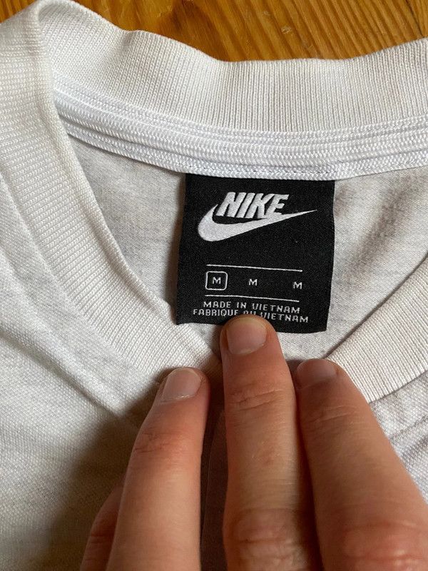 Nike PSG T-shirt Size US M / EU 48-50 / 2 - 3 Thumbnail