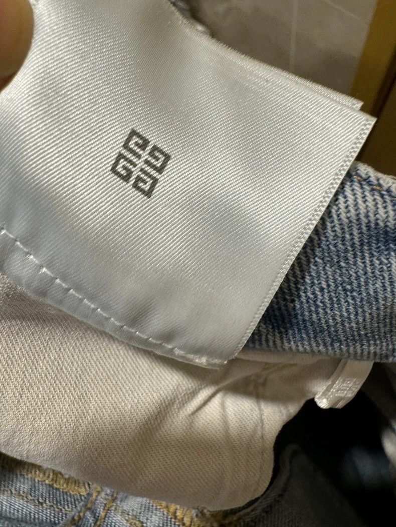 Givenchy Givenchy Size26 Washed Distressed Denim Pants Casual Pants Size 26" / US 2 / IT 38 - 9 Thumbnail