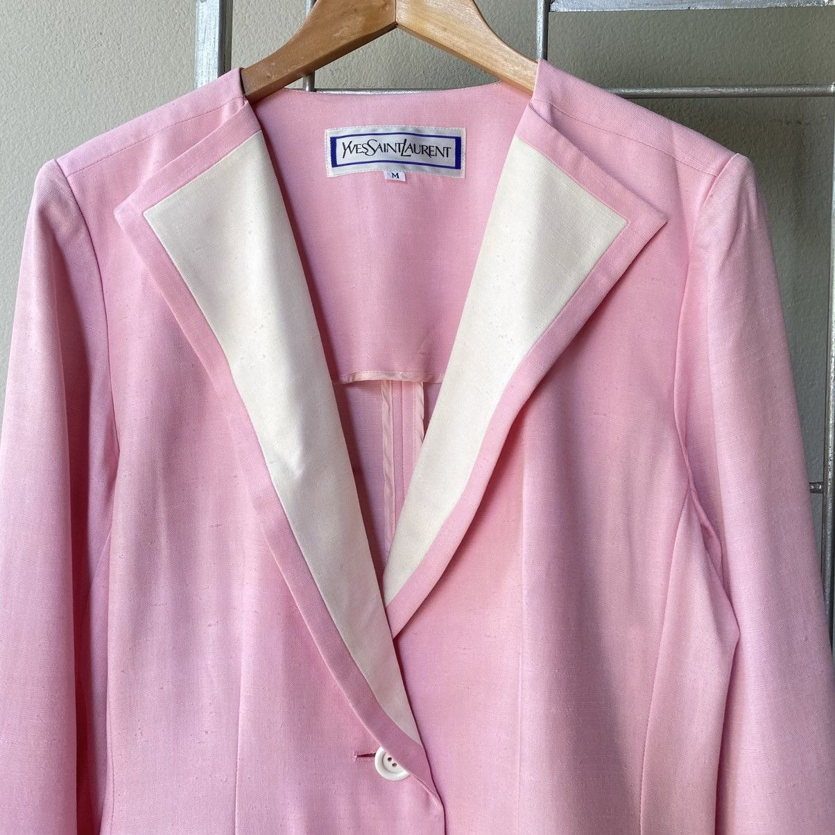 Yves Saint Laurent YVES Saint Laurent Sweet Pink Silk Blazer with White Collar Size M / US 6-8 / IT 42-44 - 6 Thumbnail