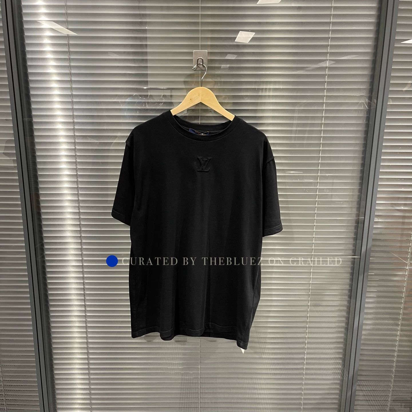 Louis Vuitton Embossed Monogram Short Sleeve Tee Size US XXL / EU 58 / 5 - 1 Thumbnail