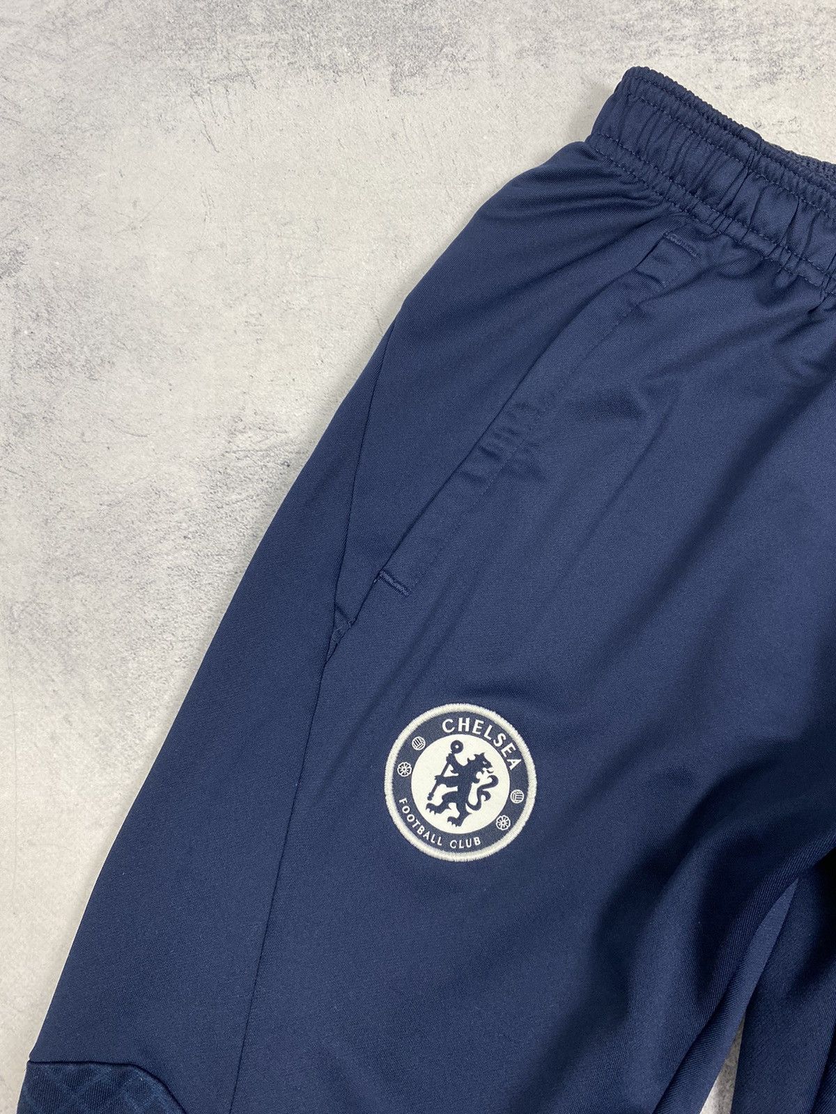 Chelsea Soccer Nike Chelsea Training Sweatpants Joggers Soccer Jersey Size US 30 / EU 46 - 5 Thumbnail