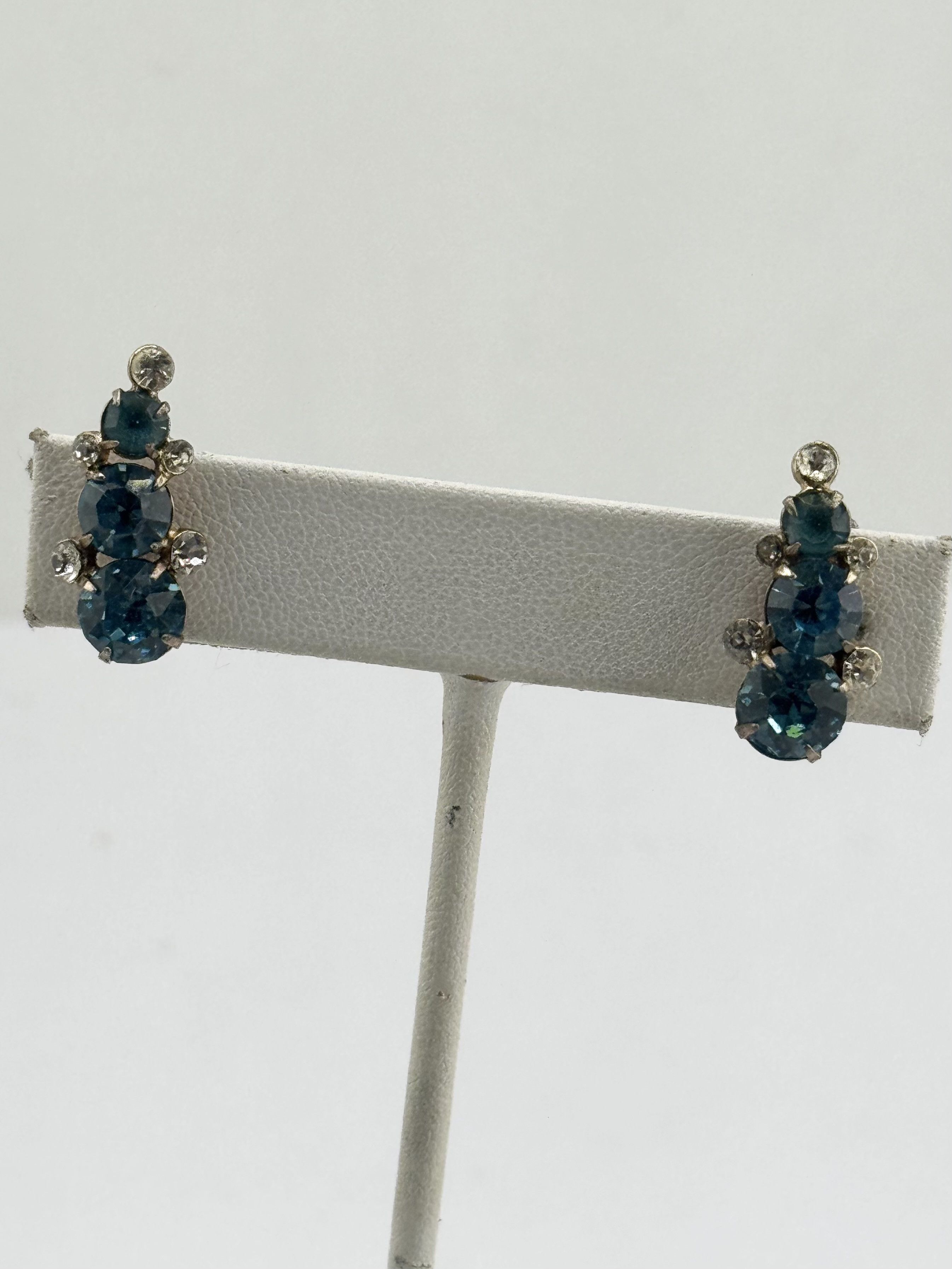 Vintage Vintage Coro blue rhinestone earrings Size ONE SIZE - 4 Thumbnail