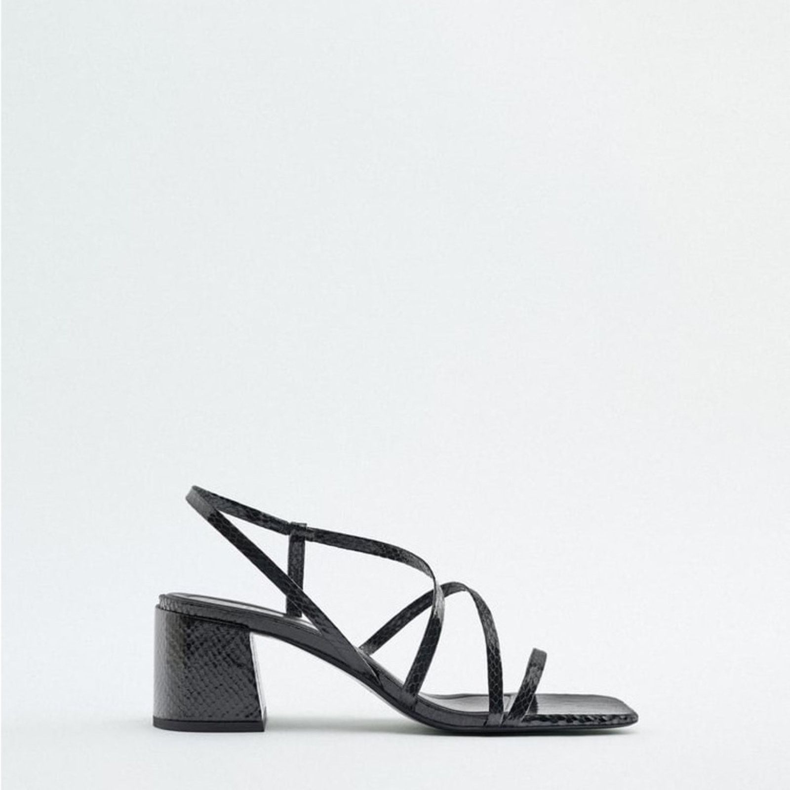 Zara ZARA MID HEIGHT BLOCK HEEL SANDALS BLACK Size US 6.5 / IT 36.5 - 3 Thumbnail
