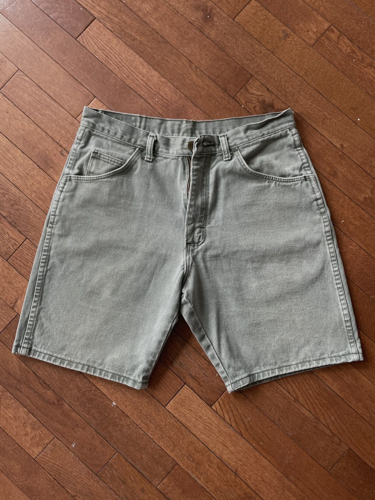 Wrangler Vintage Wrangler Denim Shorts Size US 30 / EU 46 - 1 Thumbnail