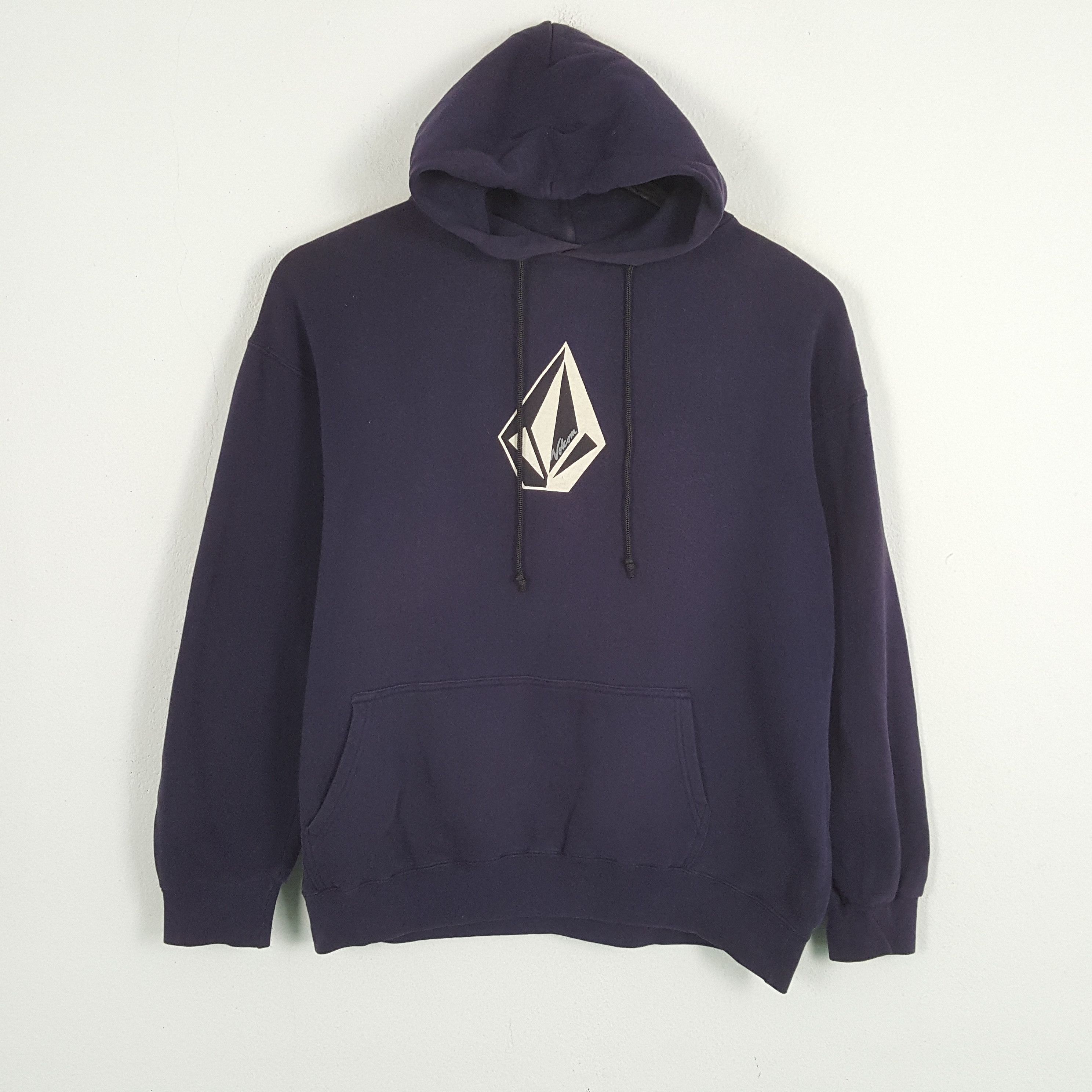 Vintage × Volcom VOLCOM Center Logo Design Hoodies Size US XL / EU 56 / 4 - 1 Thumbnail
