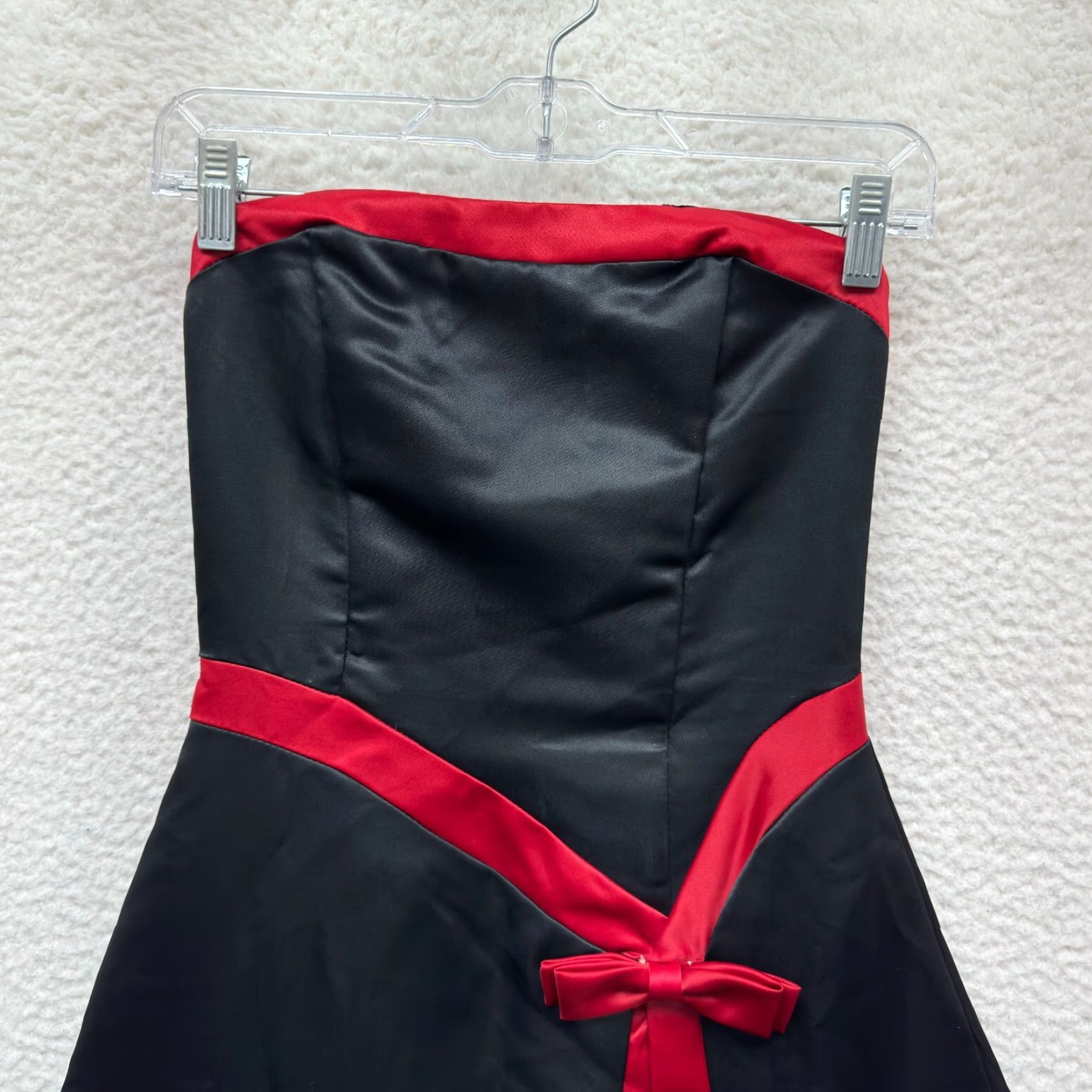 Vintage VINTAGE 90s Y2K Prom Dress Ball Gown Satin Black Red Strapless Goth Vampire XS Small Womens Size XS / US 0-2 / IT 36-38 - 3 Thumbnail