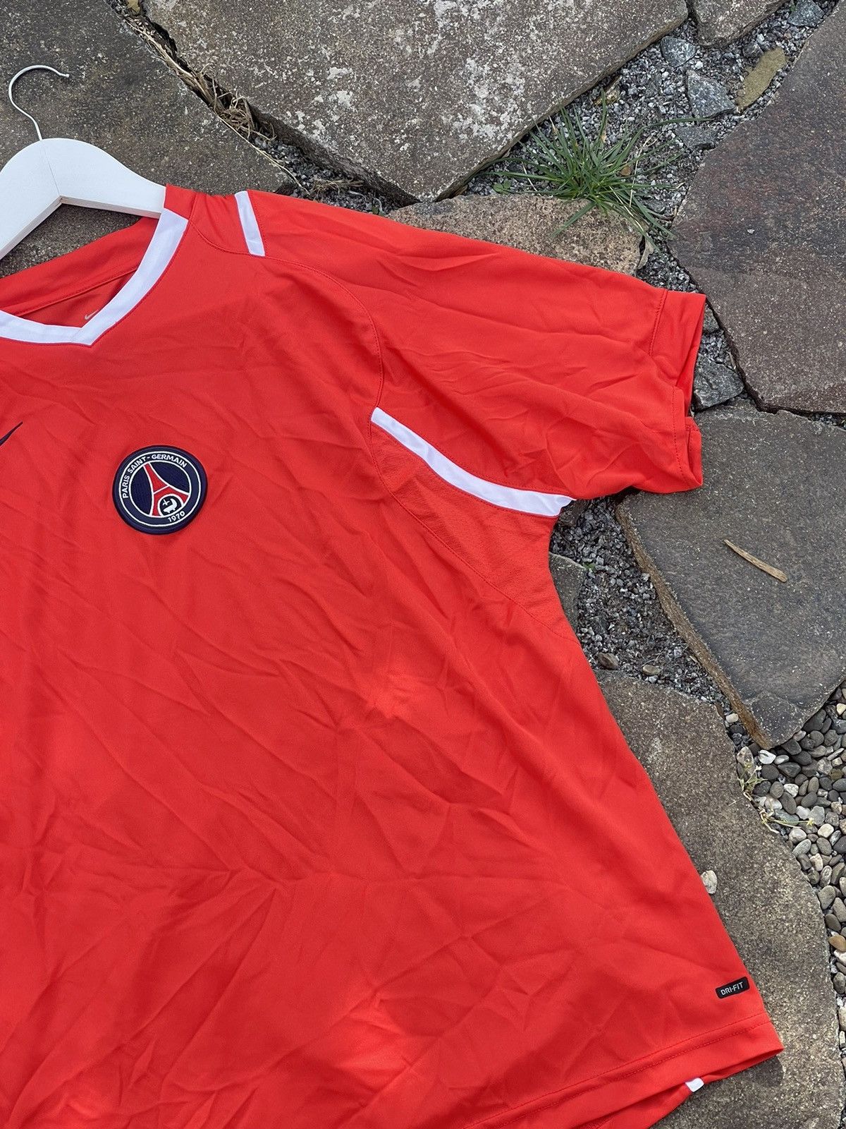 Nike × Vintage Y2K Nike PSG vintage soccer jersey Paris Saint Germain Size US M / EU 48-50 / 2 - 3 Thumbnail
